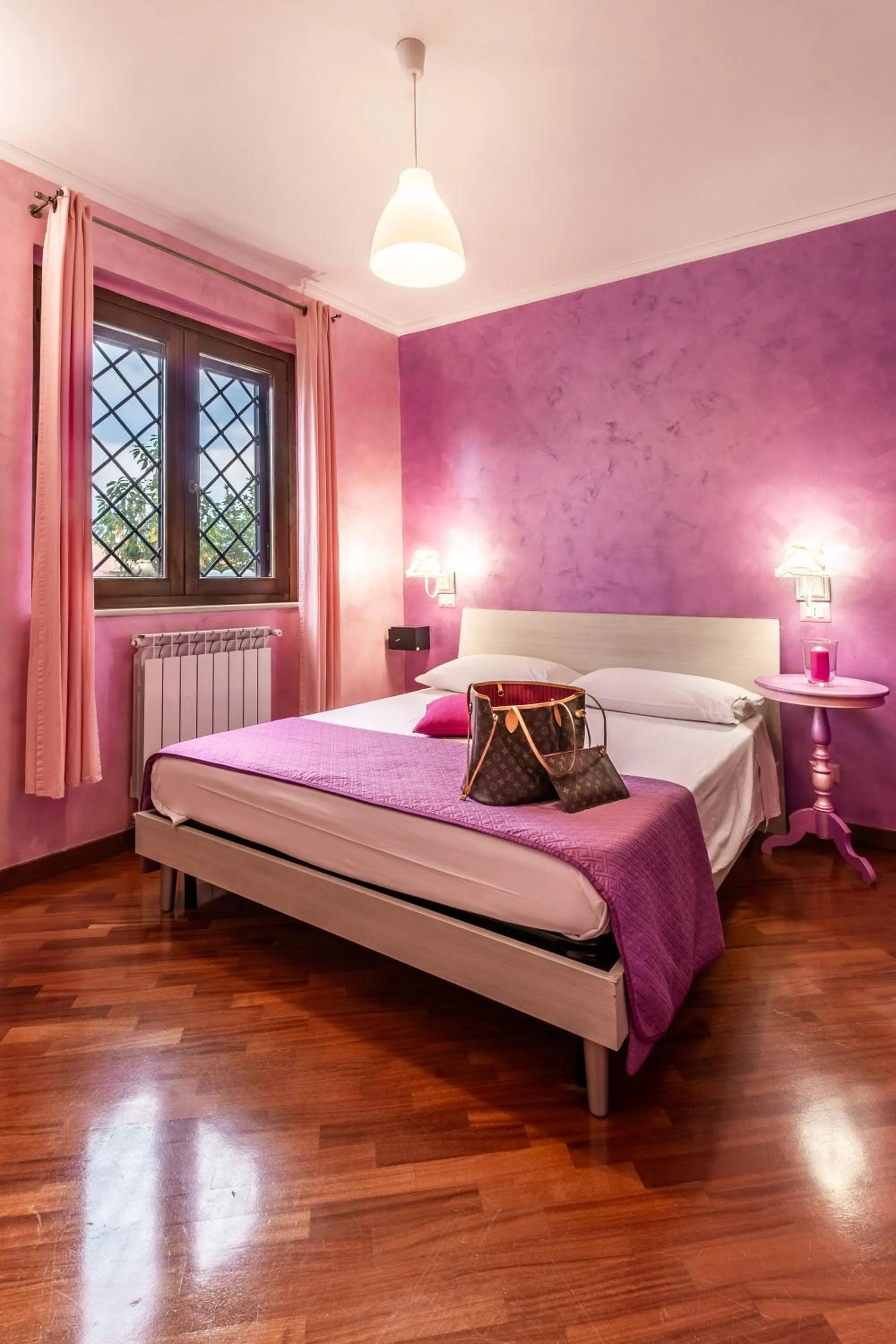 Bed in Il Bacio e La Nocciola