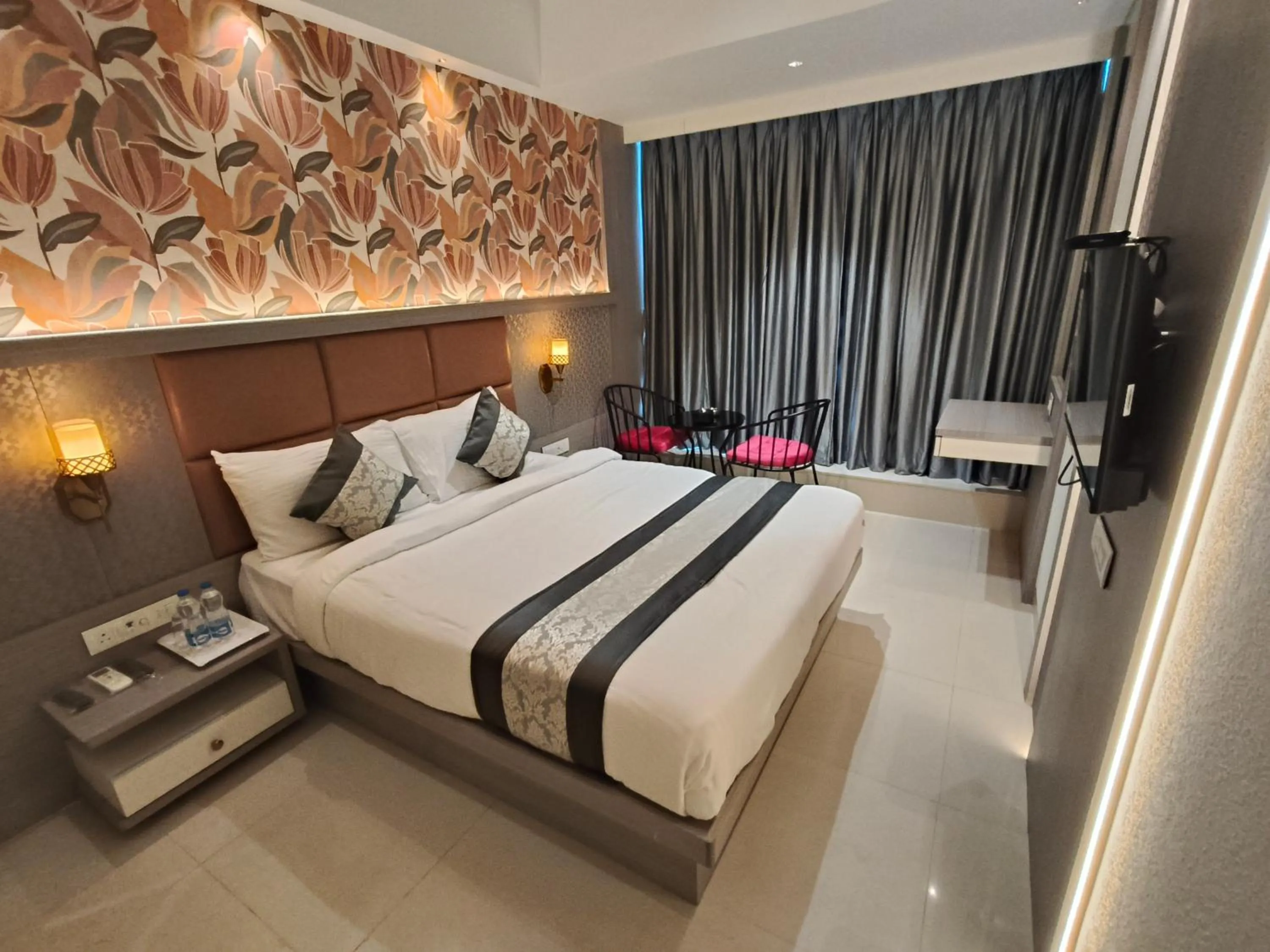 Bed in Hotel Melody Boutique Thane
