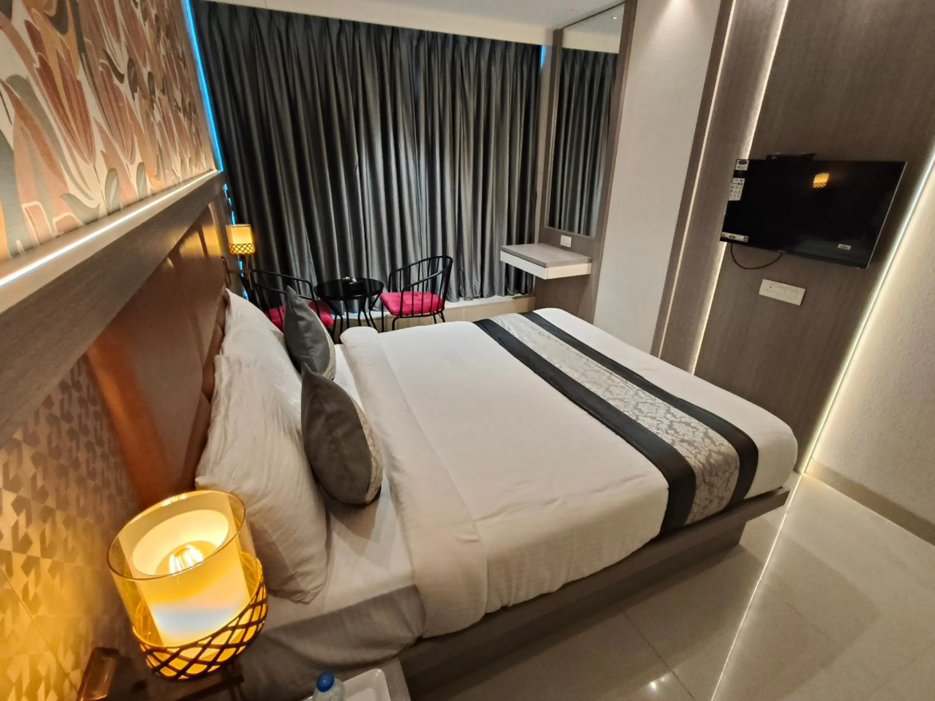 Bed in Hotel Melody Boutique Thane