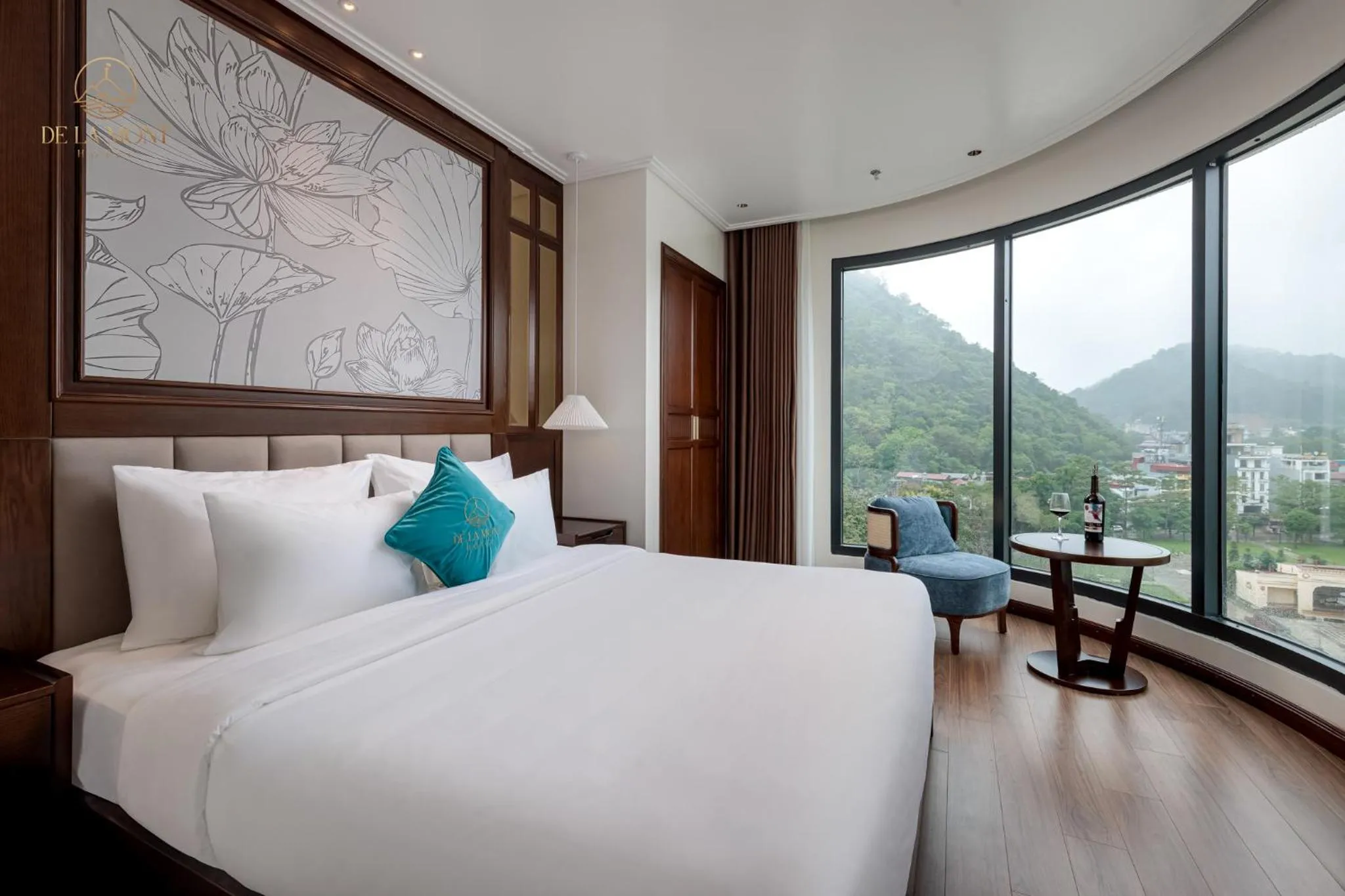 Bed in De La Mont Hotel Ha Giang