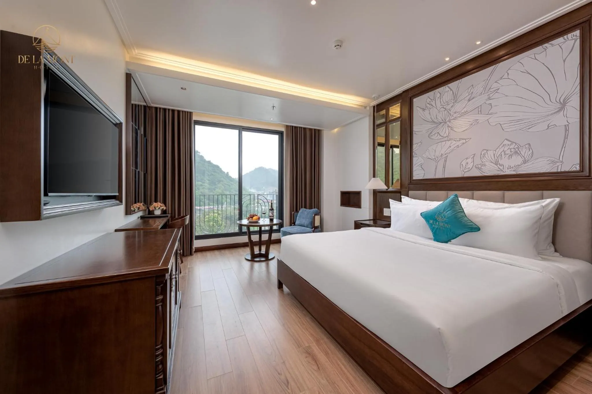 Bed in De La Mont Hotel Ha Giang