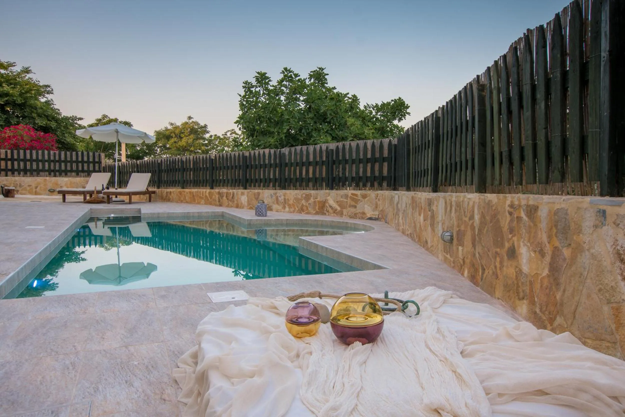 Golden Coast Boutique Villa