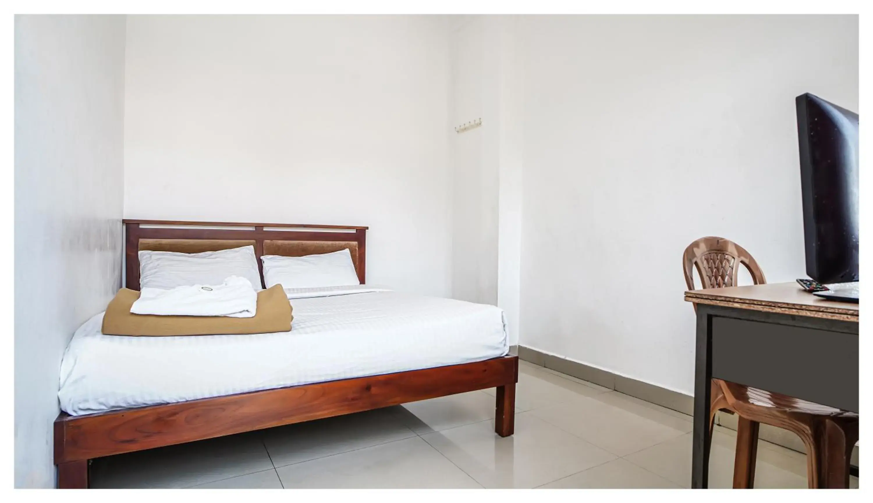 Bed in Kay Kay Residency Bed in Kay Kay Residency