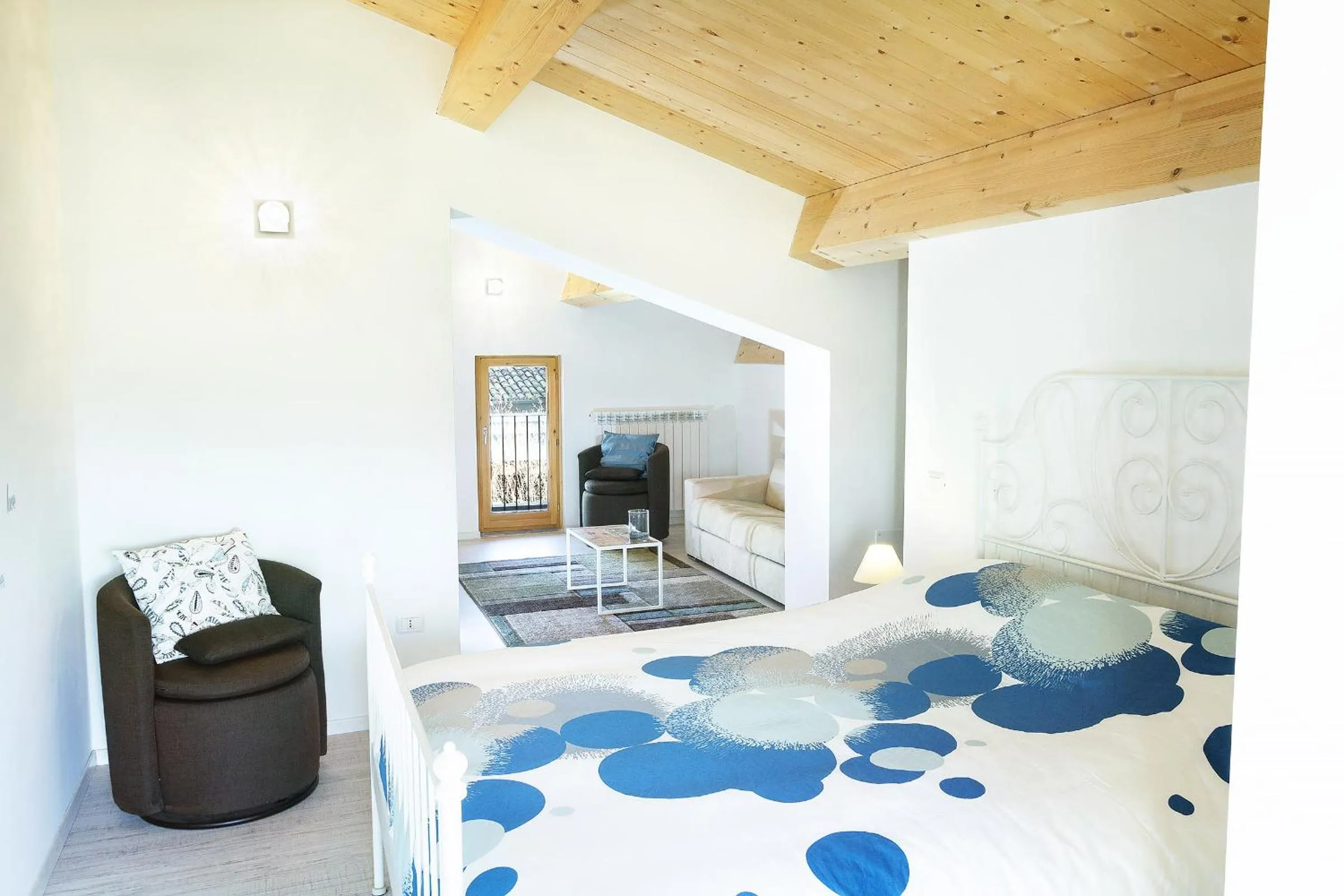 Photo of the whole room, Bed in B&B Cuor Di Lavanda