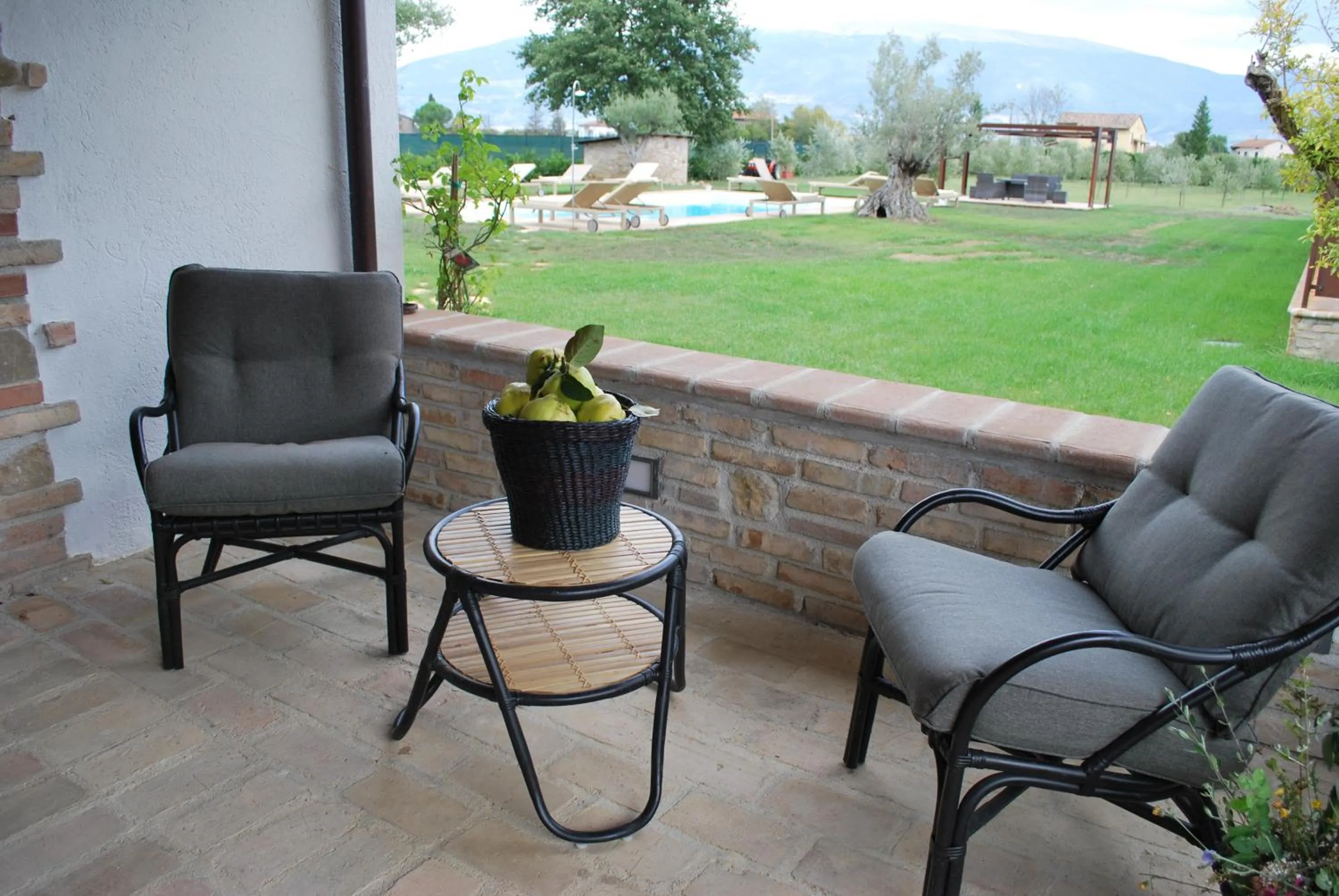 Pool view in B&B Cuor Di Lavanda