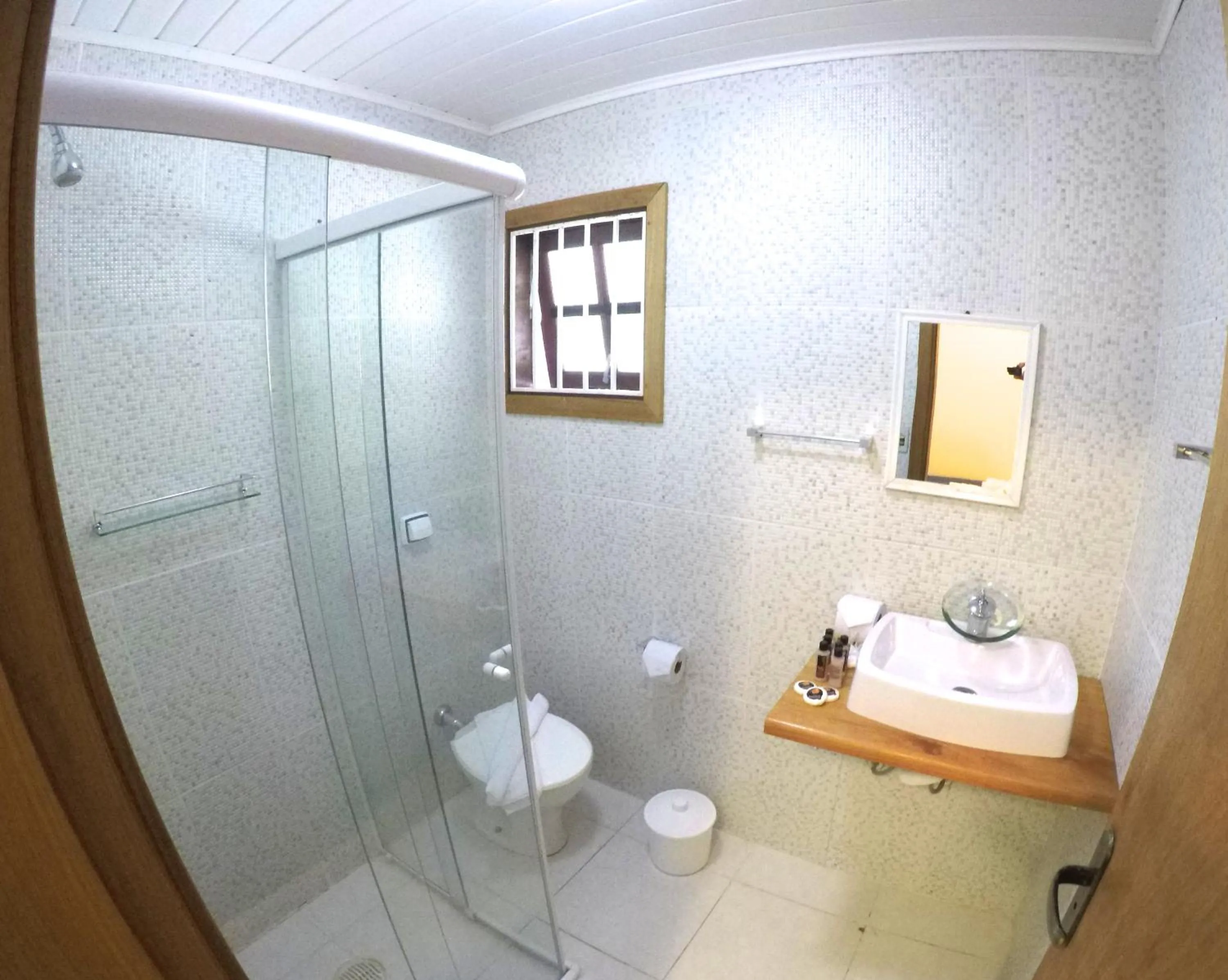 Bathroom in Villa Vintage Campos - Piscina e opções de suites com hidromassagem