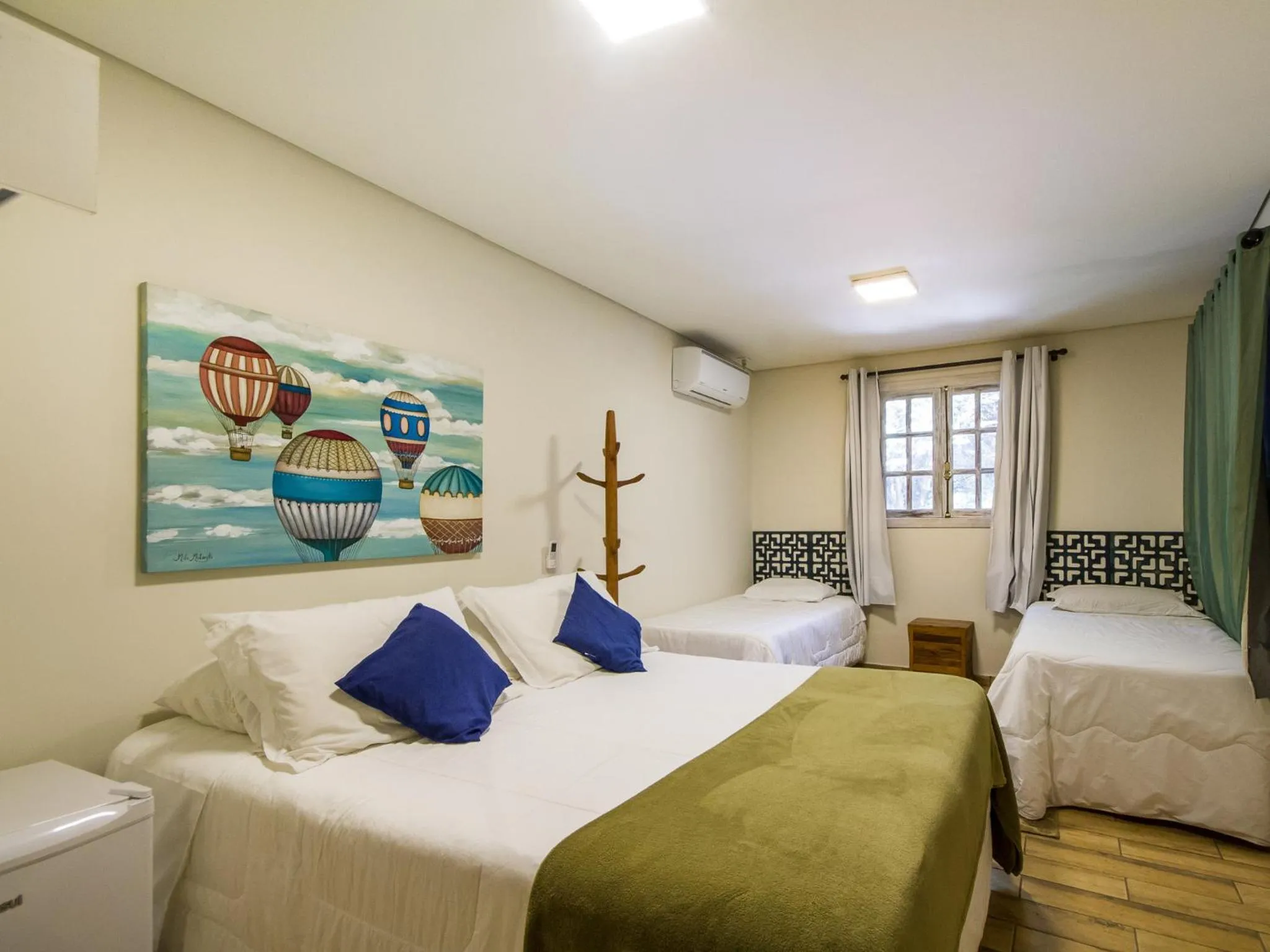 Bedroom, Bed in Villa Vintage Campos - Piscina e opções de suites com hidromassagem