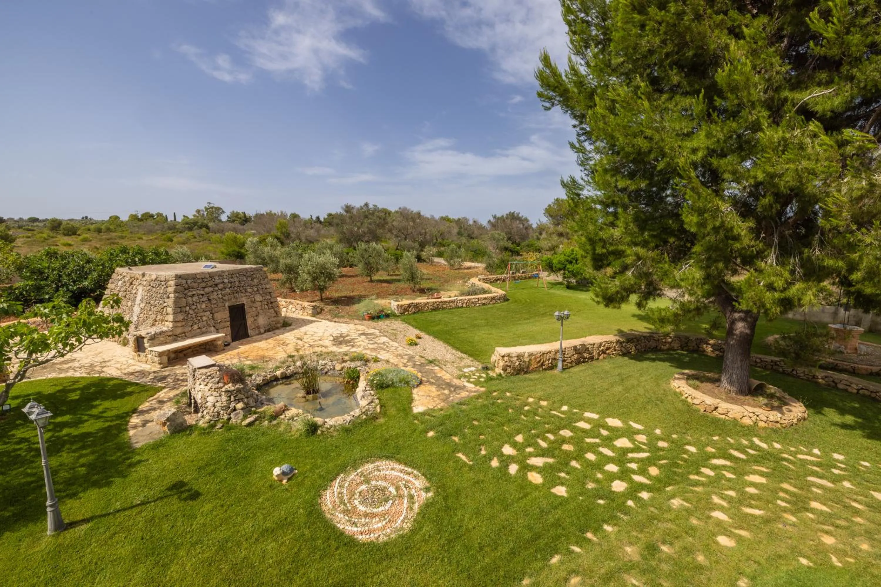 Garden view in Aura Solis B&B
