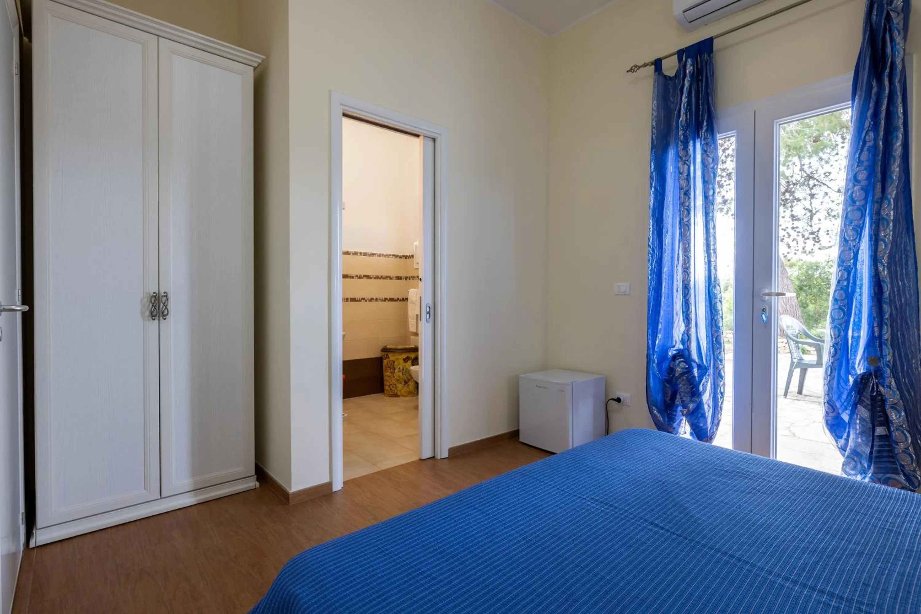 Bedroom, Bed in Aura Solis B&B
