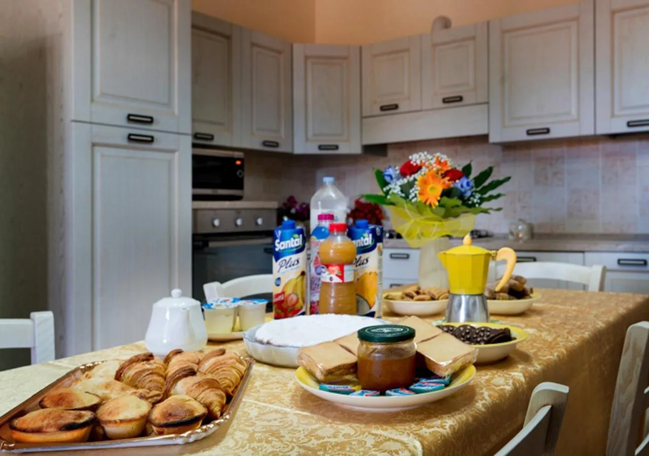 Food and drinks in Aura Solis B&B