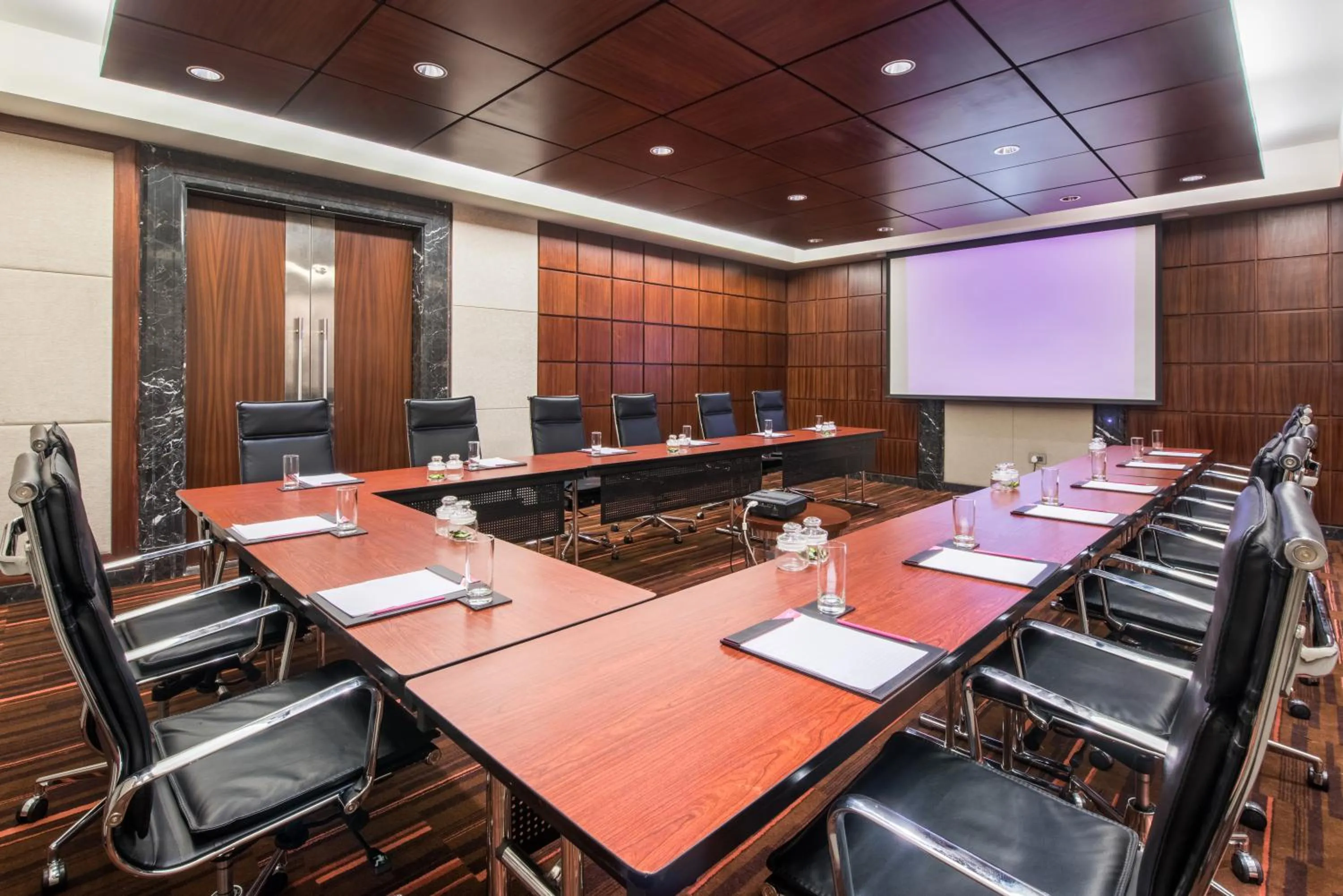 Meeting/conference room in InterContinental Jaipur Tonk Road by IHG