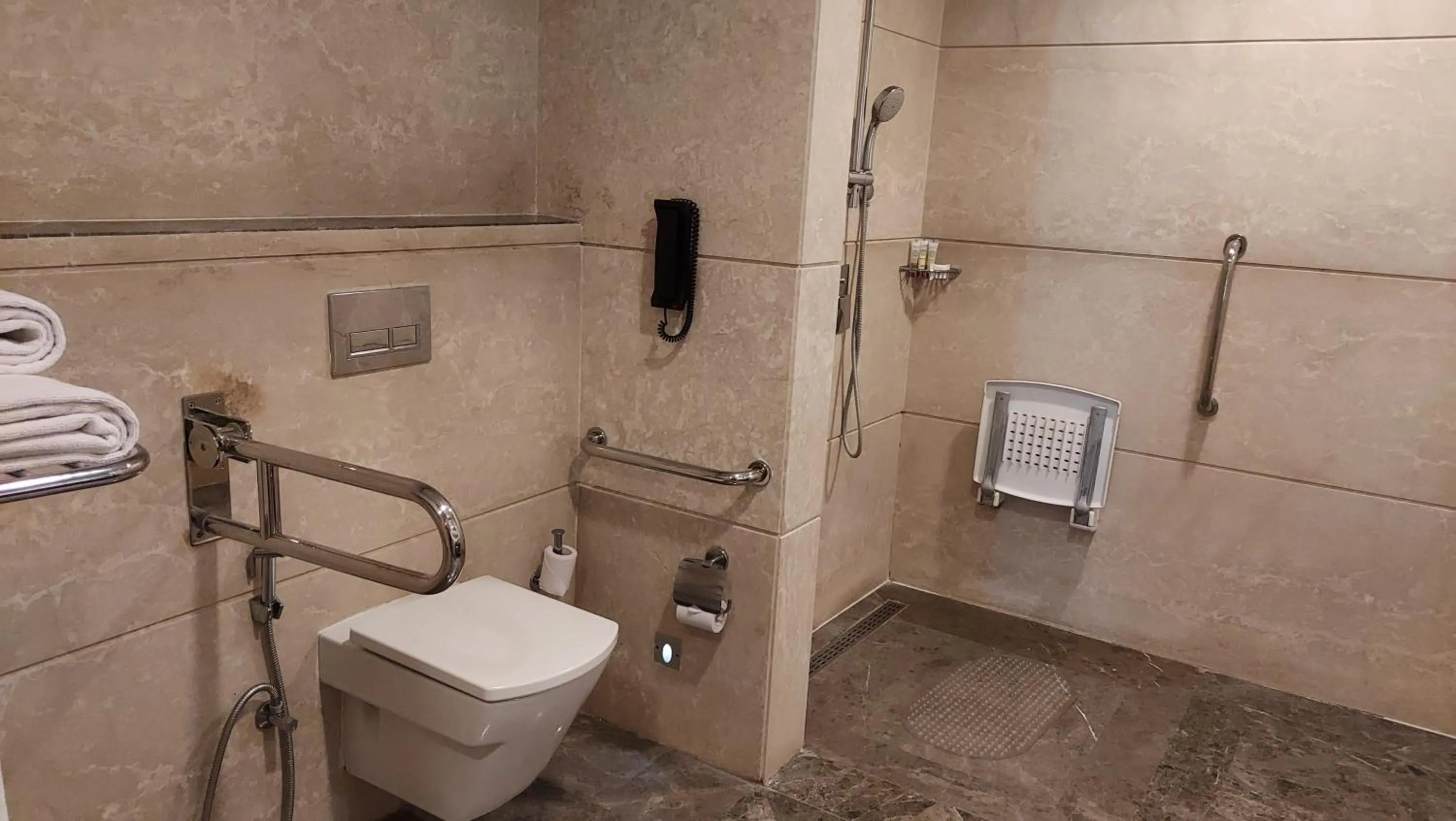 Bathroom in InterContinental Jaipur Tonk Road by IHG