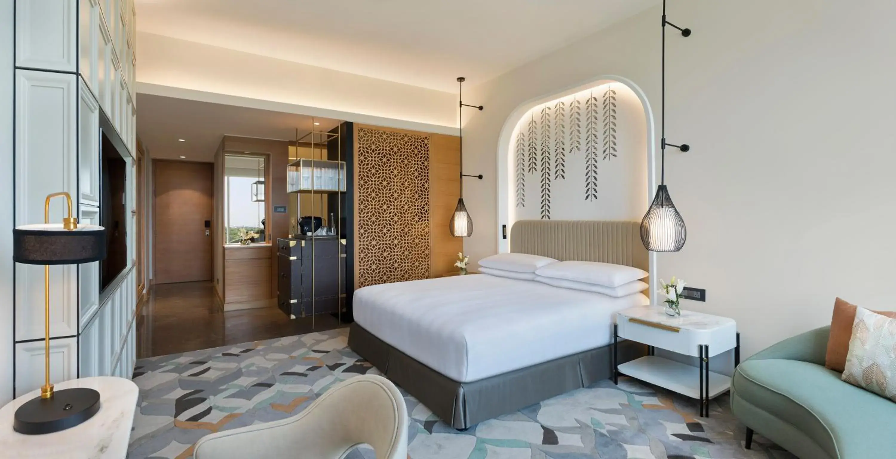 Photo of the whole room, Bed in InterContinental Jaipur Tonk Road by IHG Photo of the whole room, Bed in InterContinental Jaipur Tonk Road by IHG