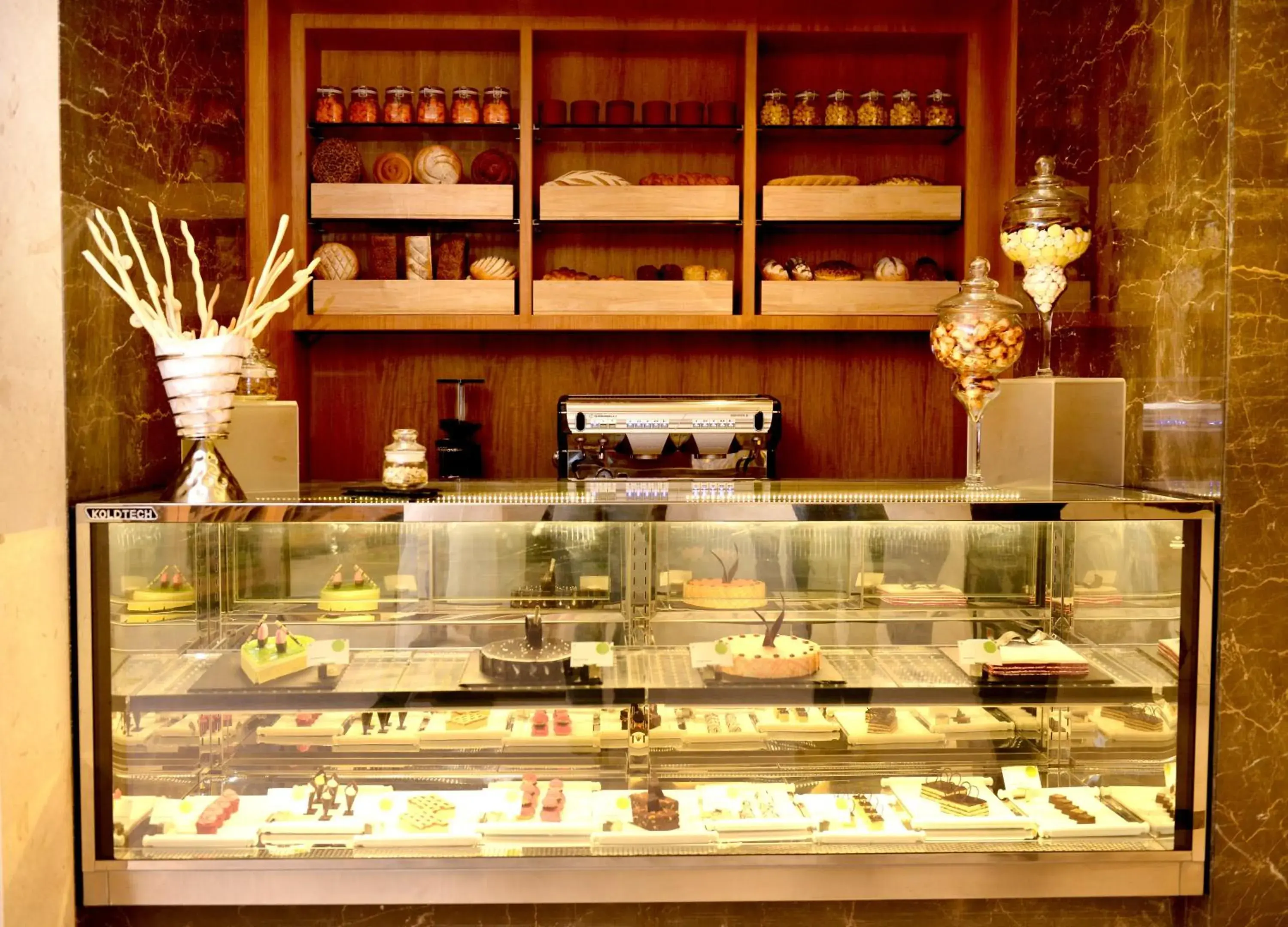 Breakfast in InterContinental Jaipur Tonk Road by IHG Breakfast in InterContinental Jaipur Tonk Road by IHG