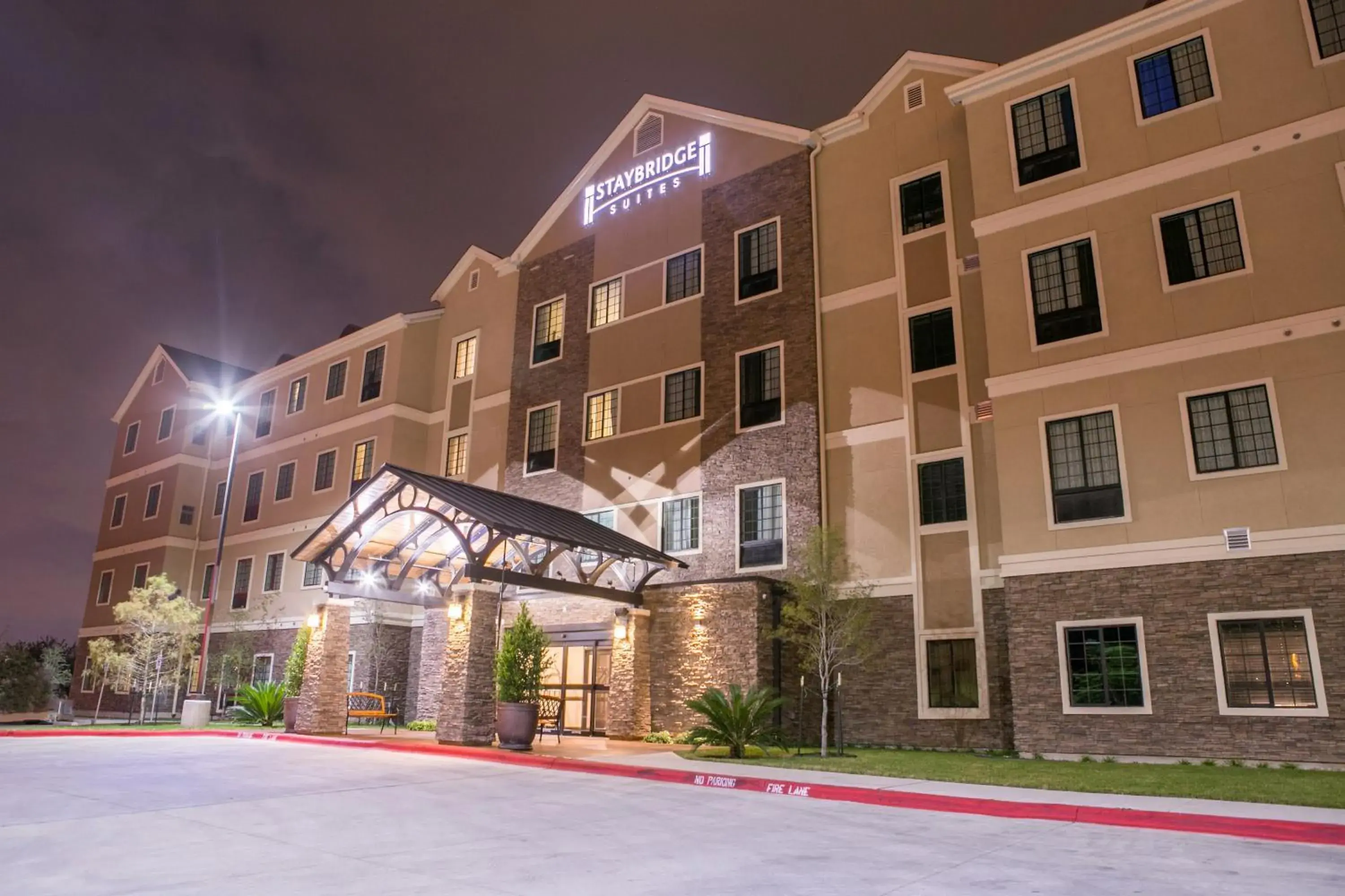 Property building in Staybridge Suites Austin North - Parmer Lane, an IHG Hotel Property building in Staybridge Suites Austin North - Parmer Lane, an IHG Hotel