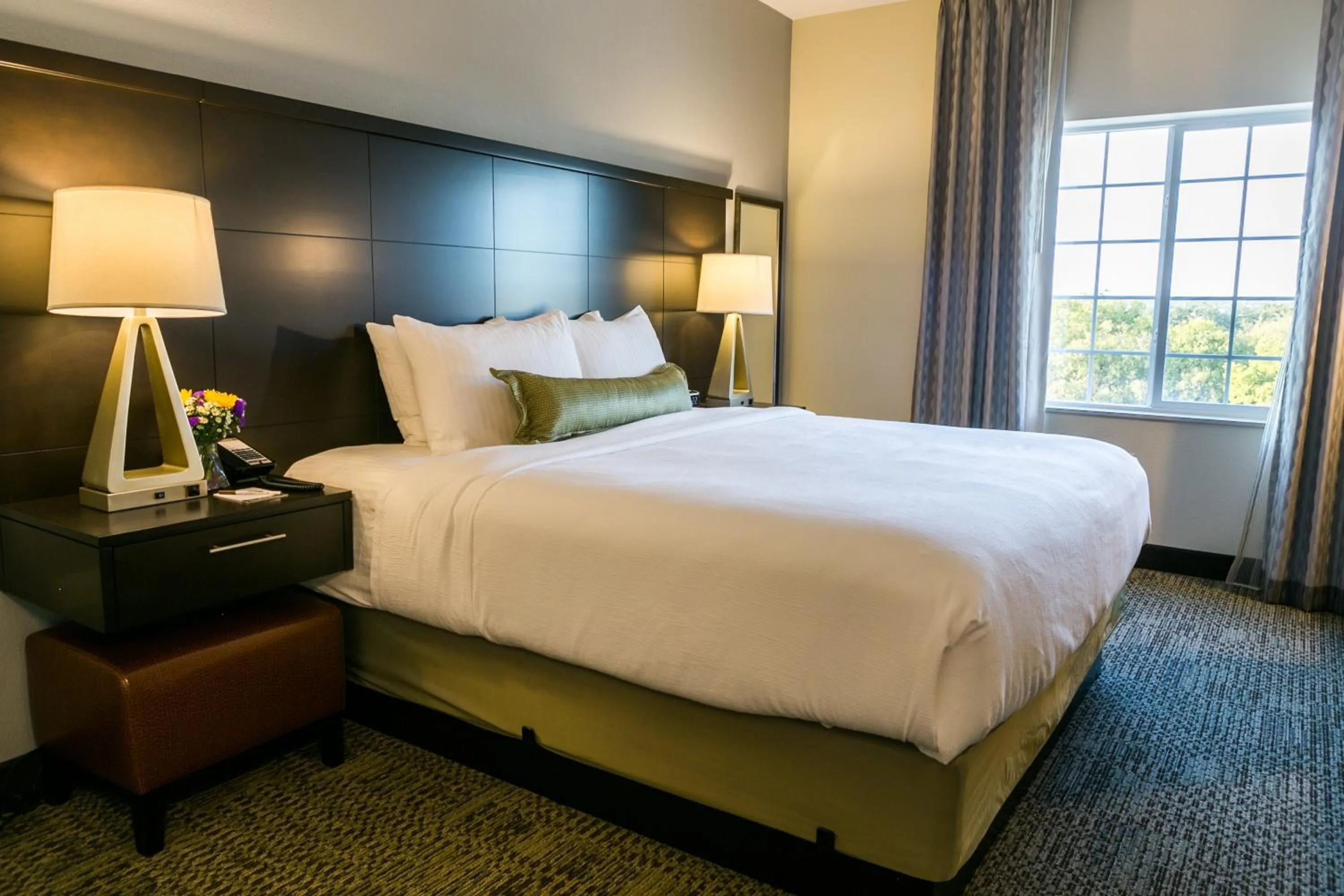 Photo of the whole room, Bed in Staybridge Suites Austin North - Parmer Lane, an IHG Hotel