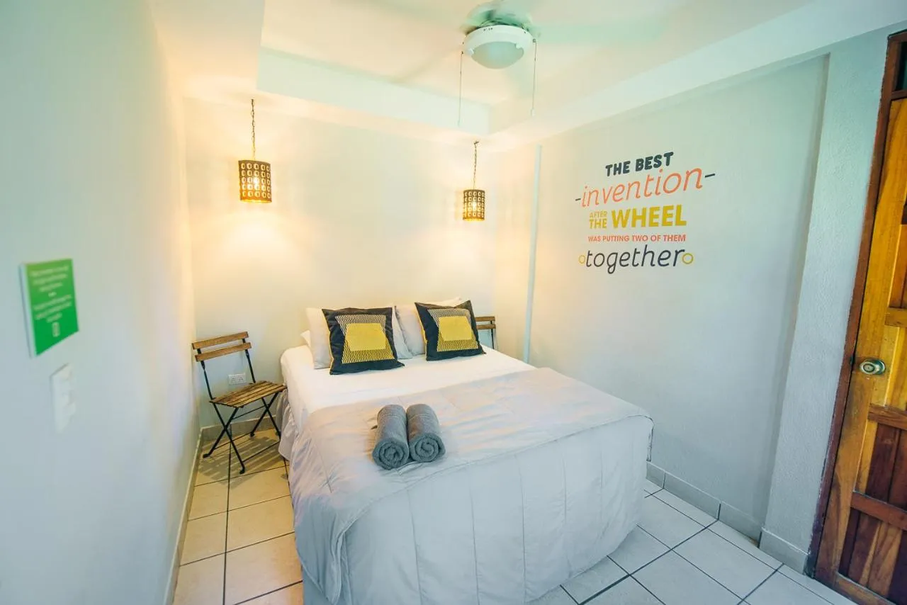Double Room with Private Bathroom in La Bicicleta Hostal