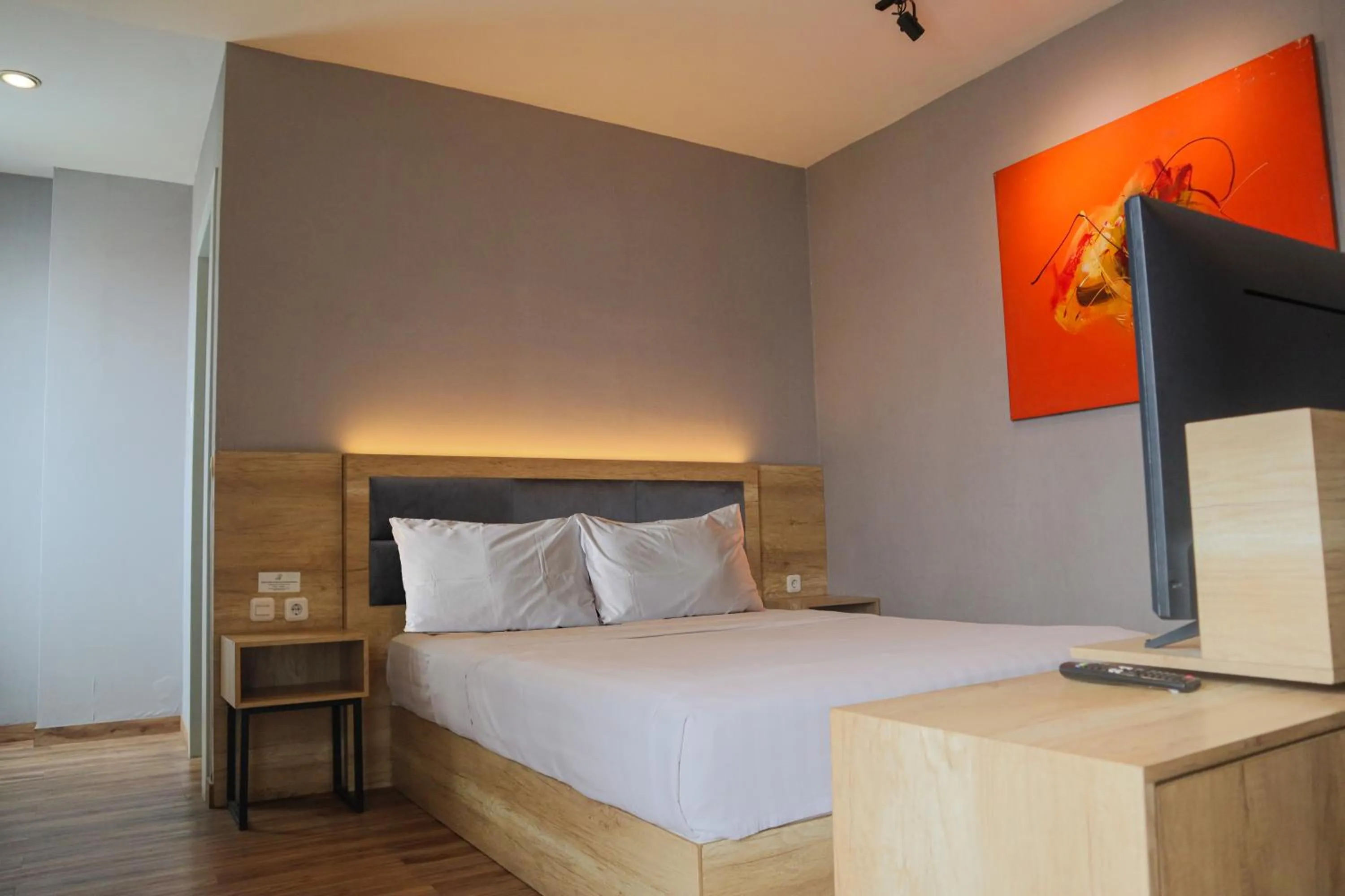 Twin Tower Hotel & Residence