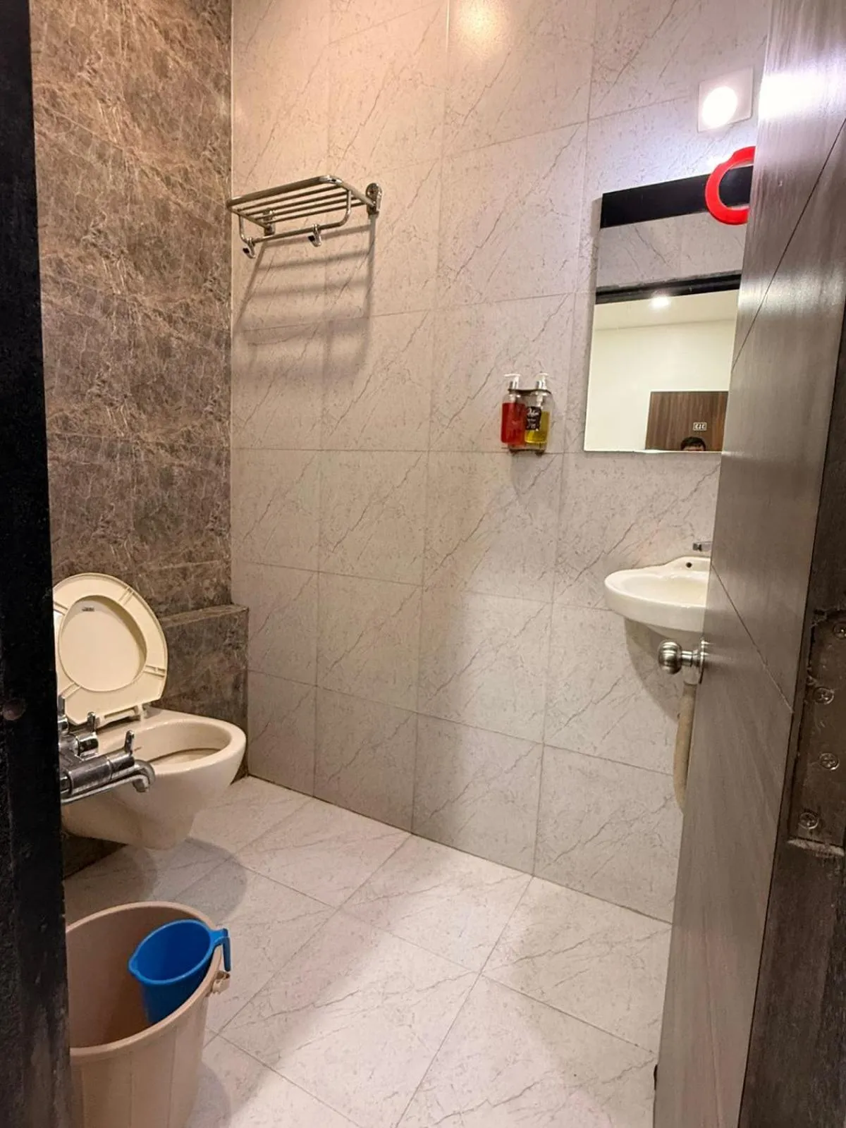 Hotel Lotus
