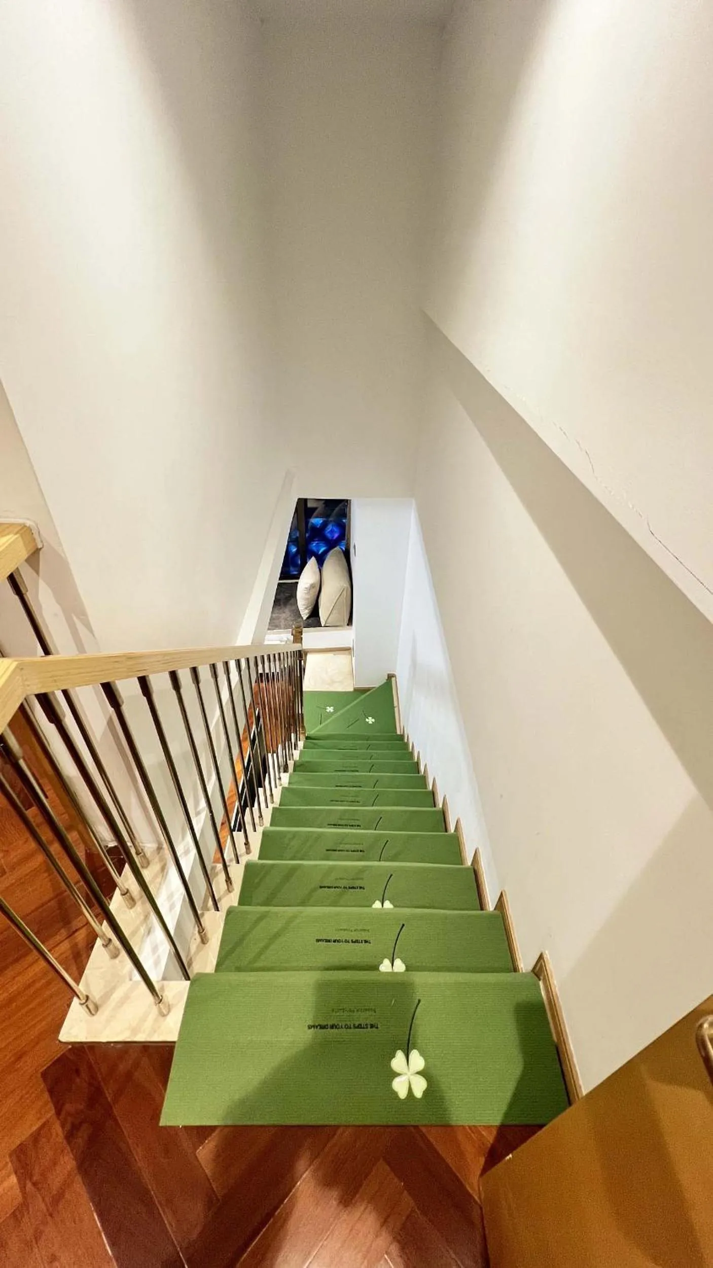 Decorative detail in Hongqiao Aegean Sea LOFT Apartment