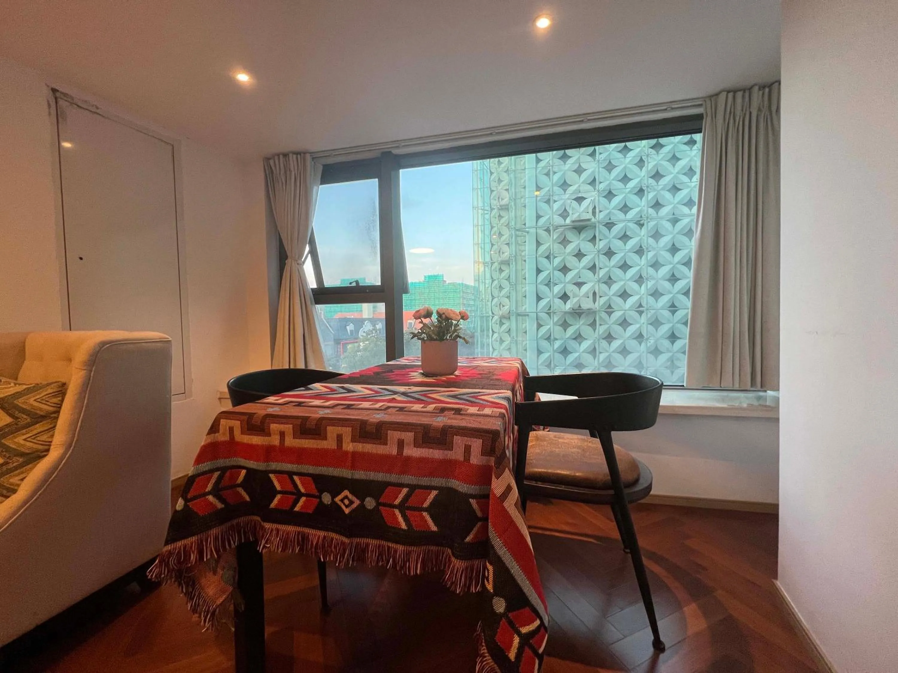 Natural landscape in Hongqiao Aegean Sea LOFT Apartment