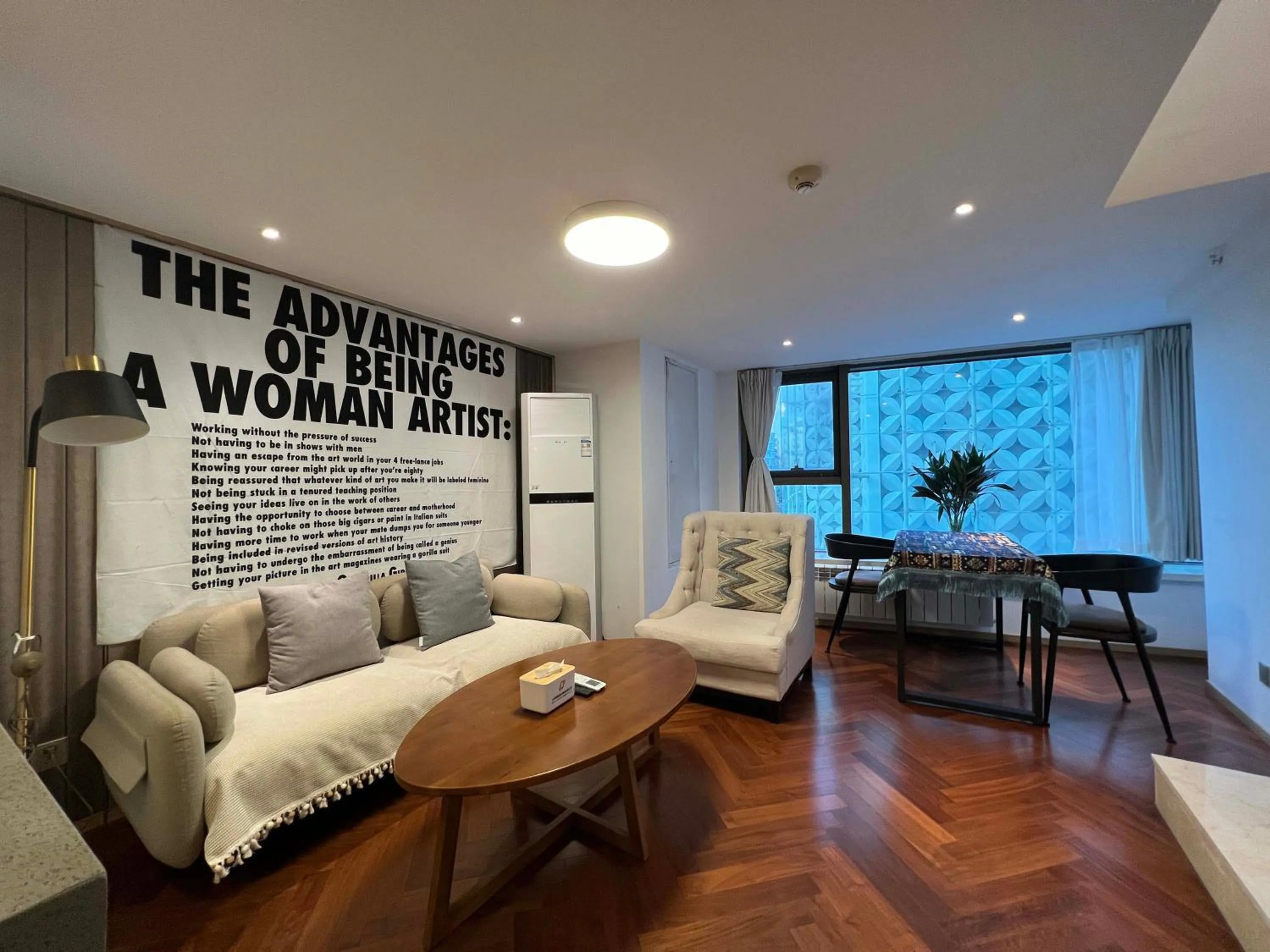 Photo of the whole room in Hongqiao Aegean Sea LOFT Apartment