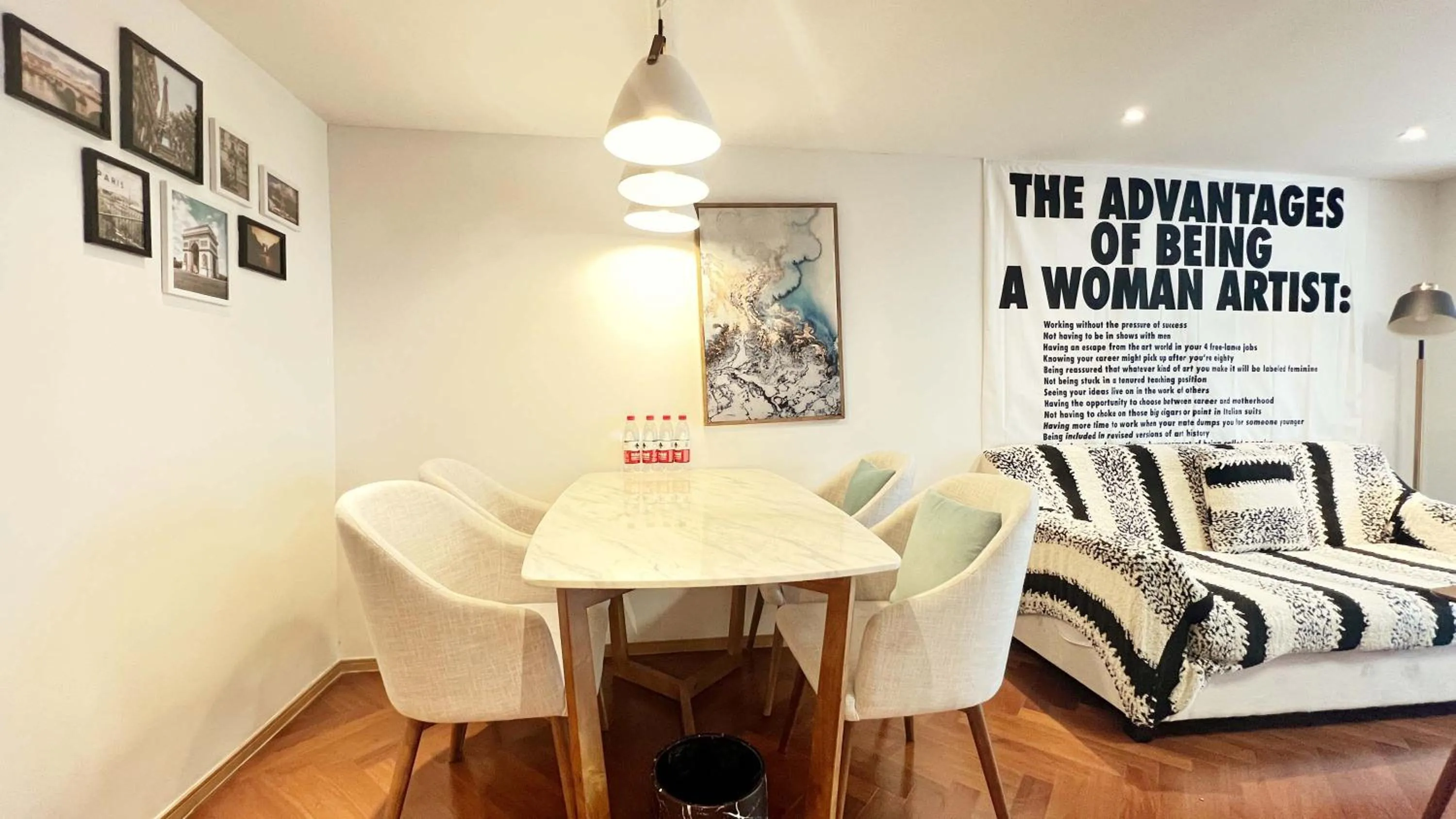 Seating area in Hongqiao Aegean Sea LOFT Apartment