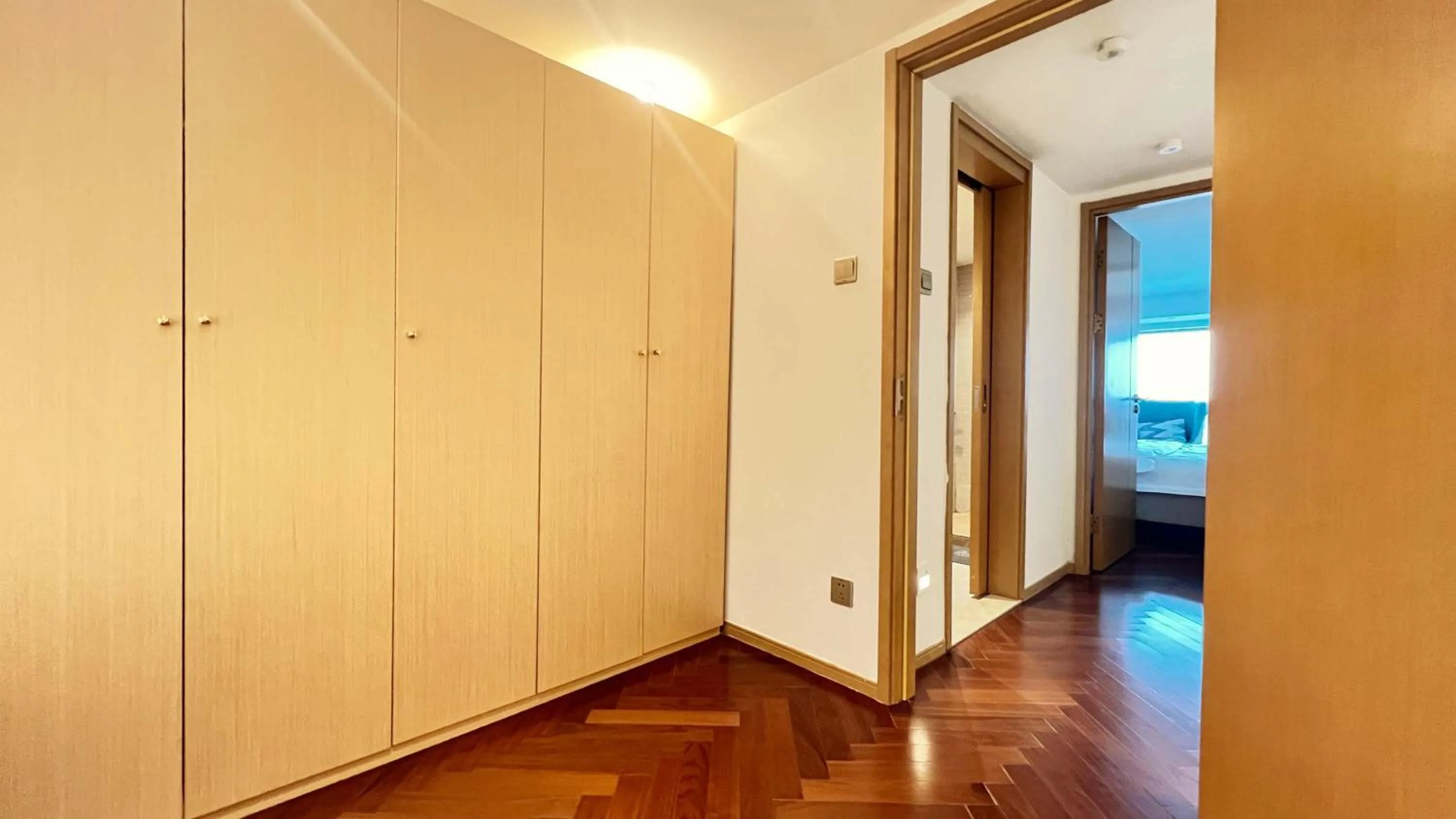 Photo of the whole room, Bed in Hongqiao Aegean Sea LOFT Apartment