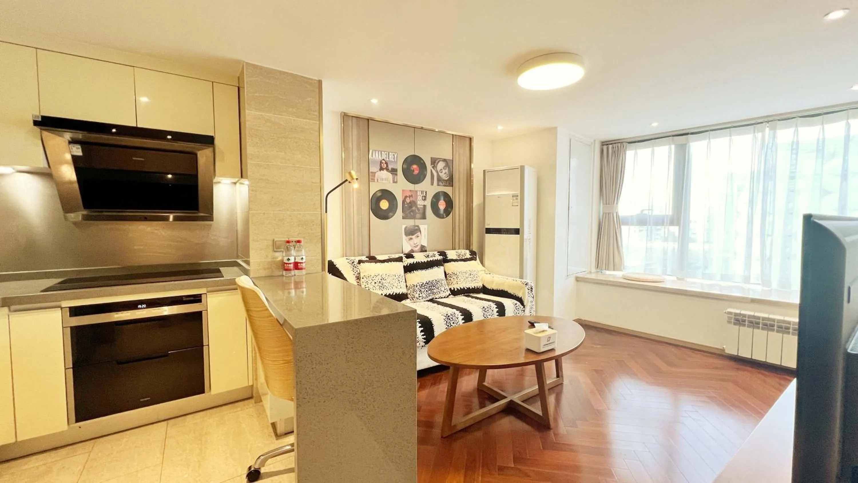 Seating area in Hongqiao Aegean Sea LOFT Apartment