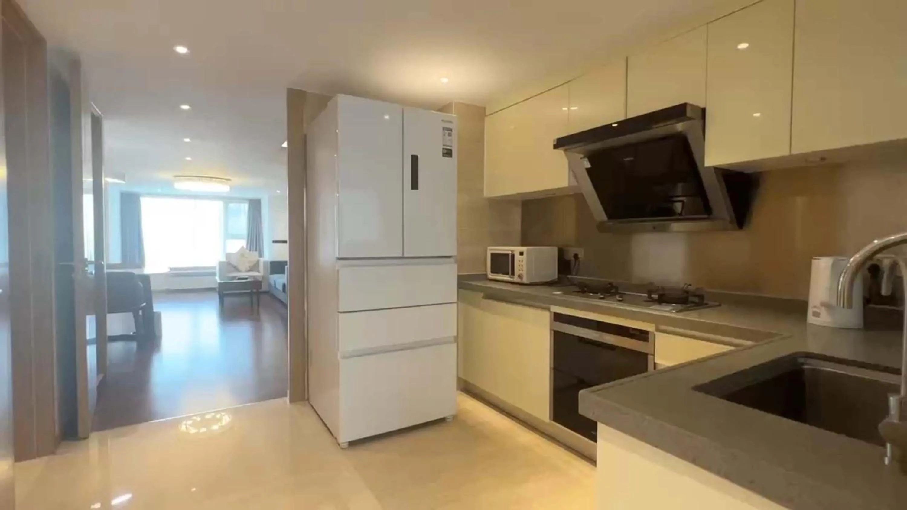 Kitchen or kitchenette in Hongqiao Aegean Sea LOFT Apartment