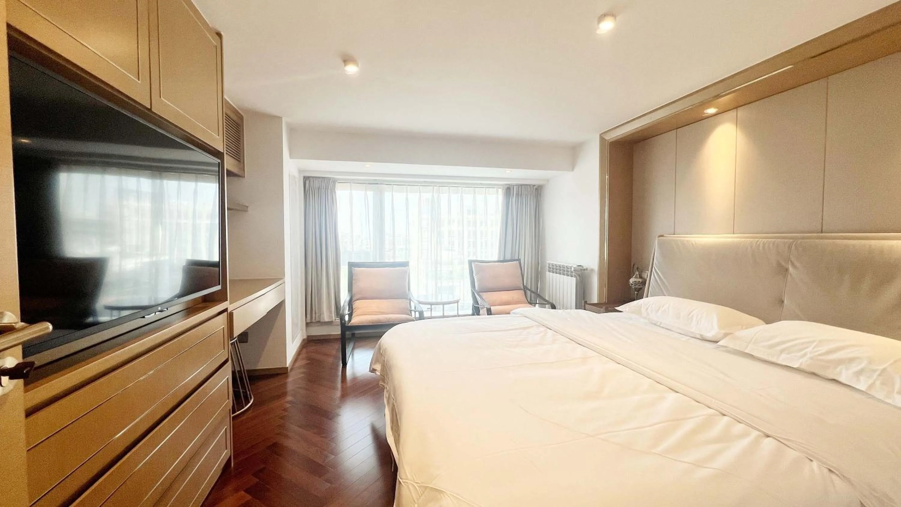 TV and multimedia, Bed in Hongqiao Aegean Sea LOFT Apartment