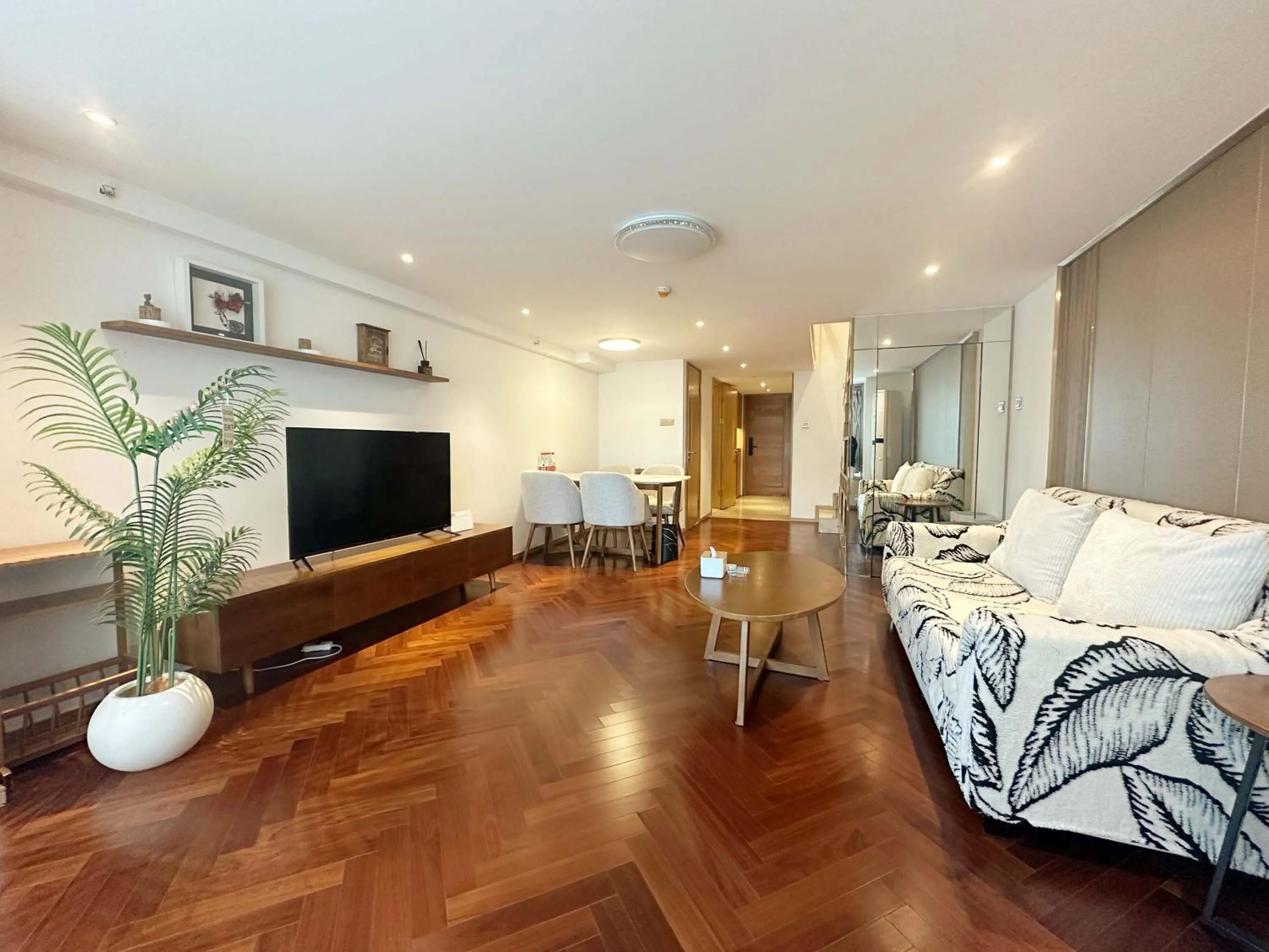 Bed in Hongqiao Aegean Sea LOFT Apartment