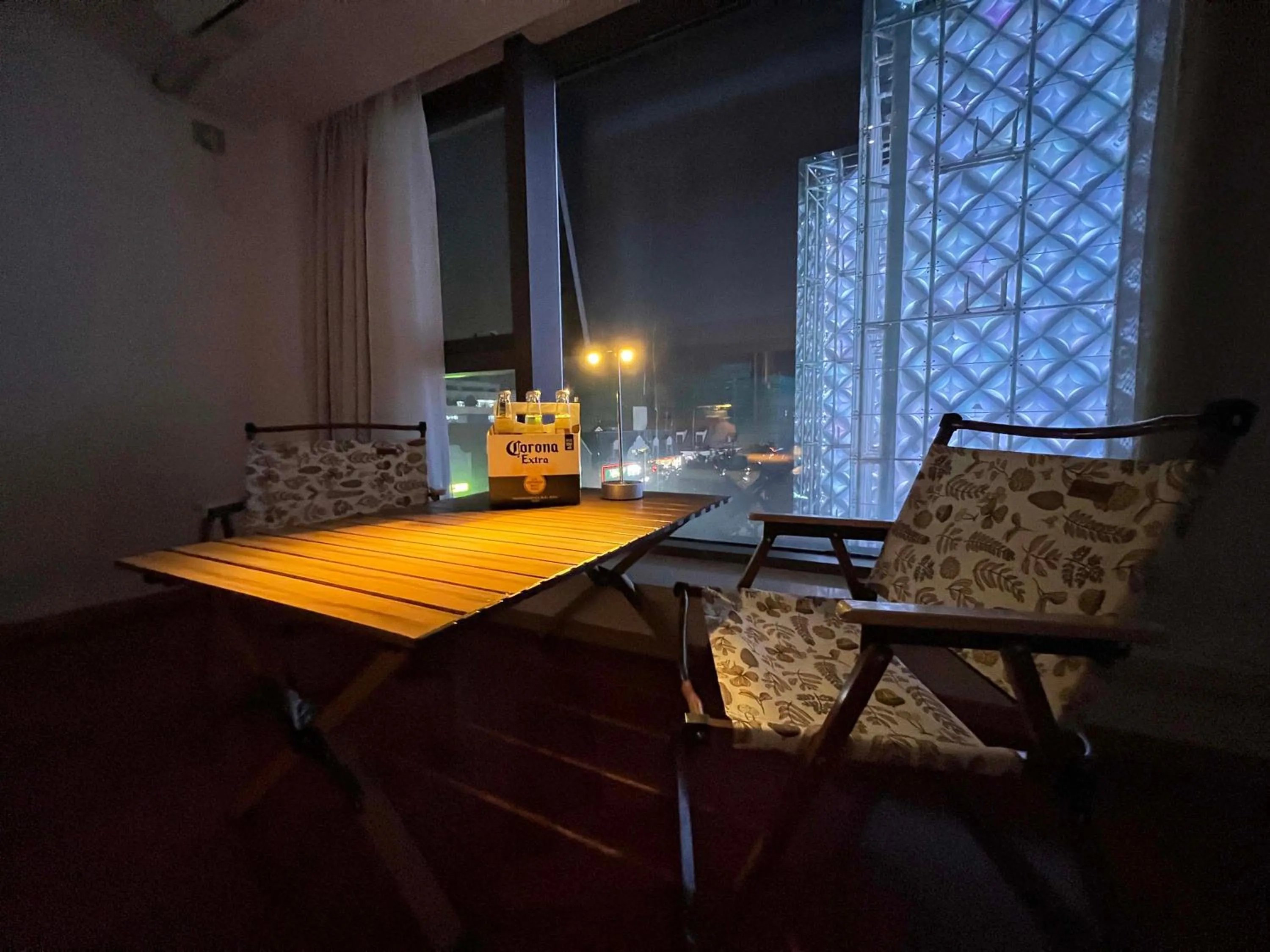 Seating area in Hongqiao Aegean Sea LOFT Apartment