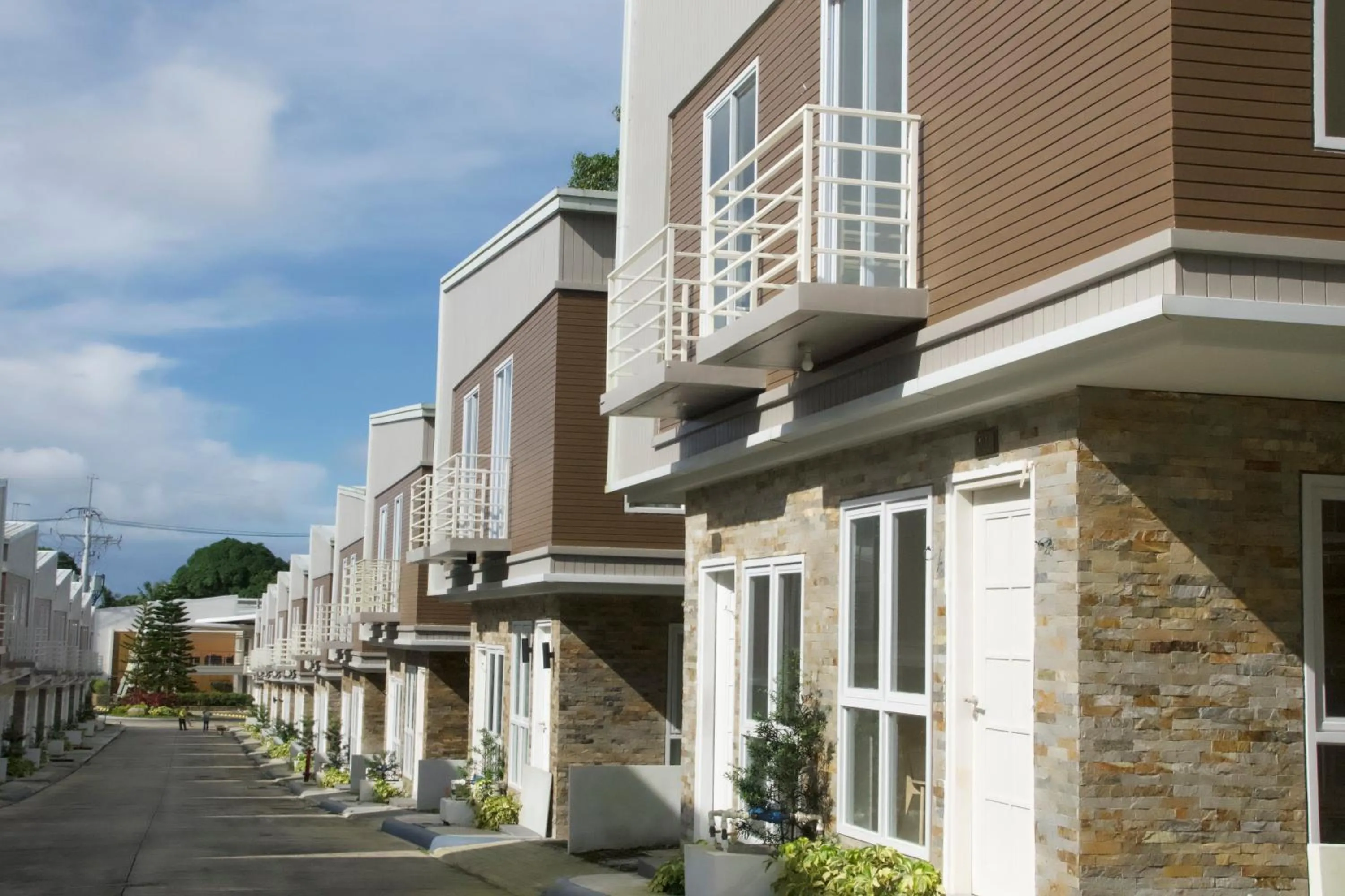 Property building in Verdant Villas