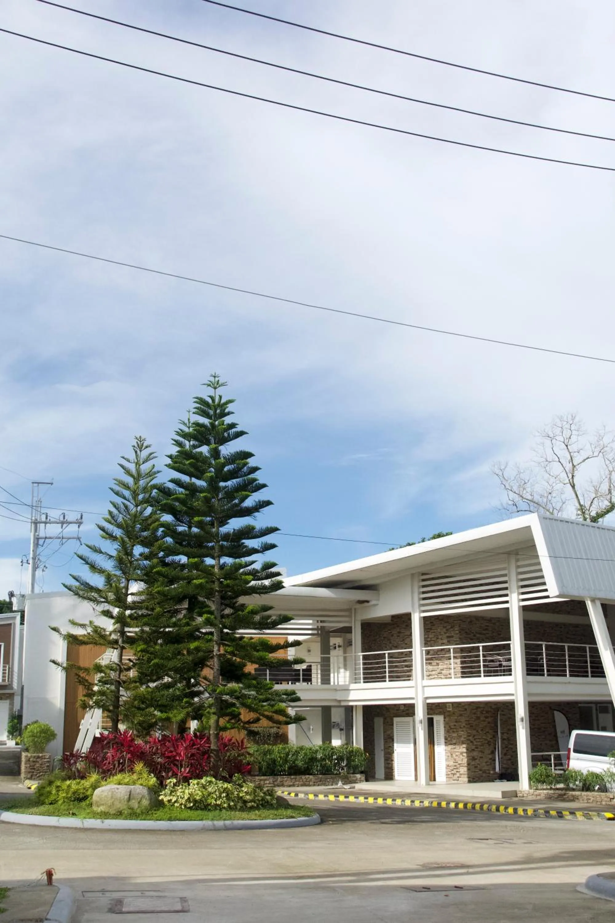 Verdant Villas