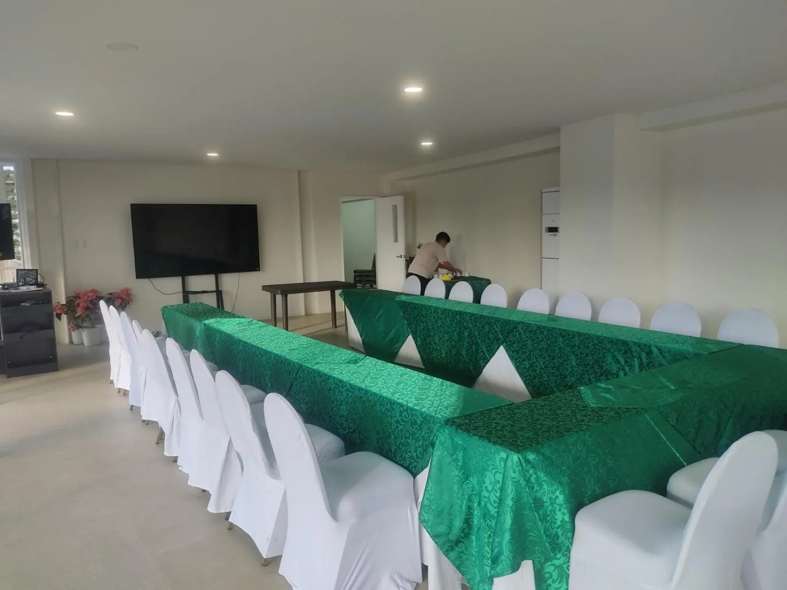 Banquet/Function facilities in Verdant Villas