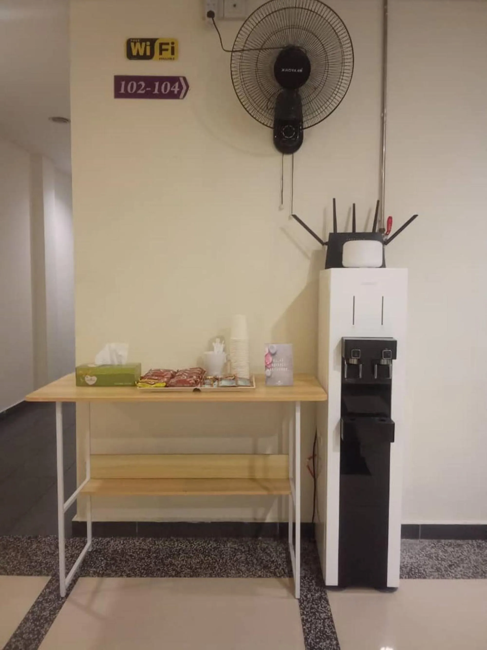 Coffee/tea facilities in Vitro Hotel