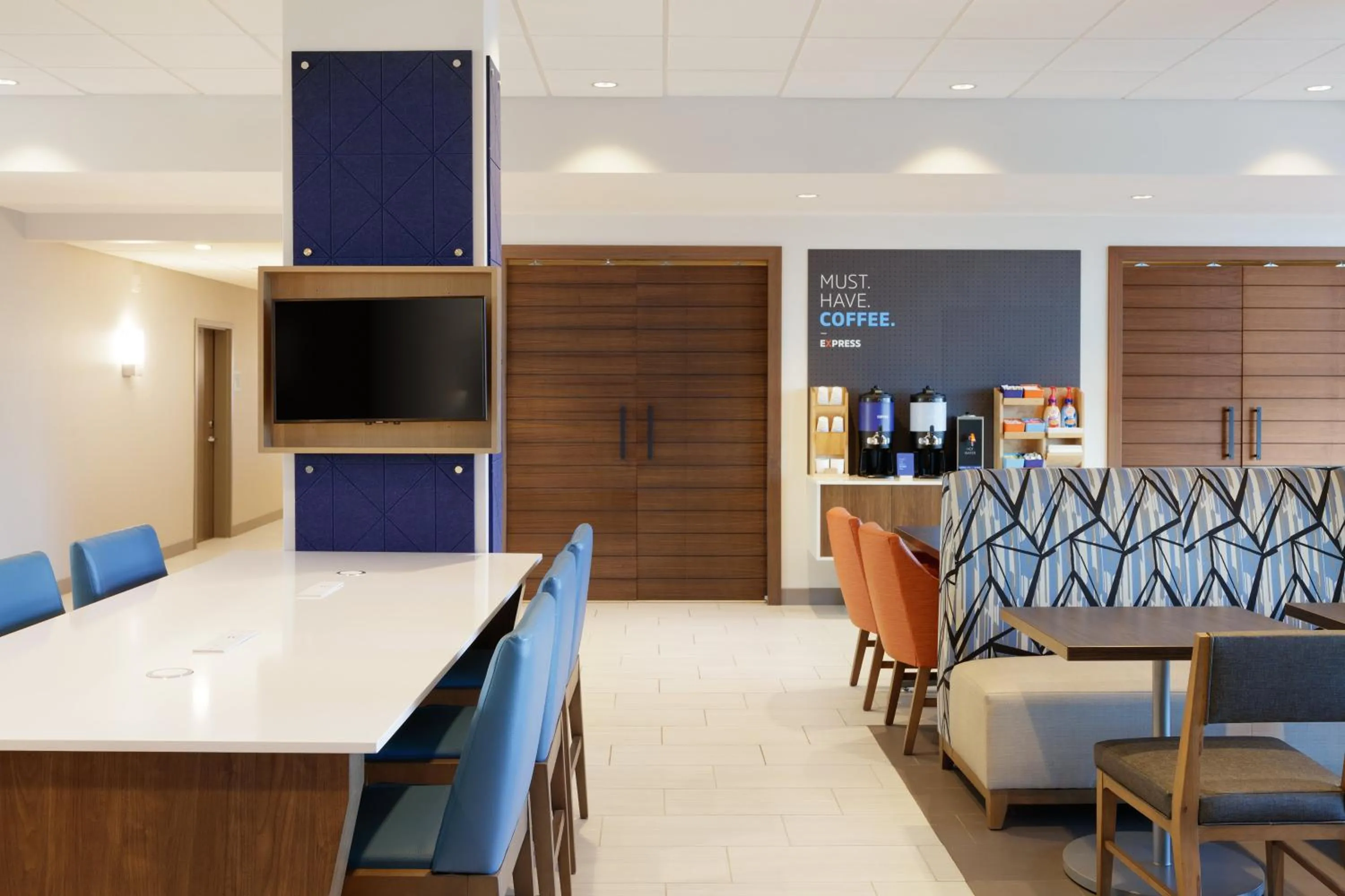 Holiday Inn Express & Suites Sparks Reno East by IHG