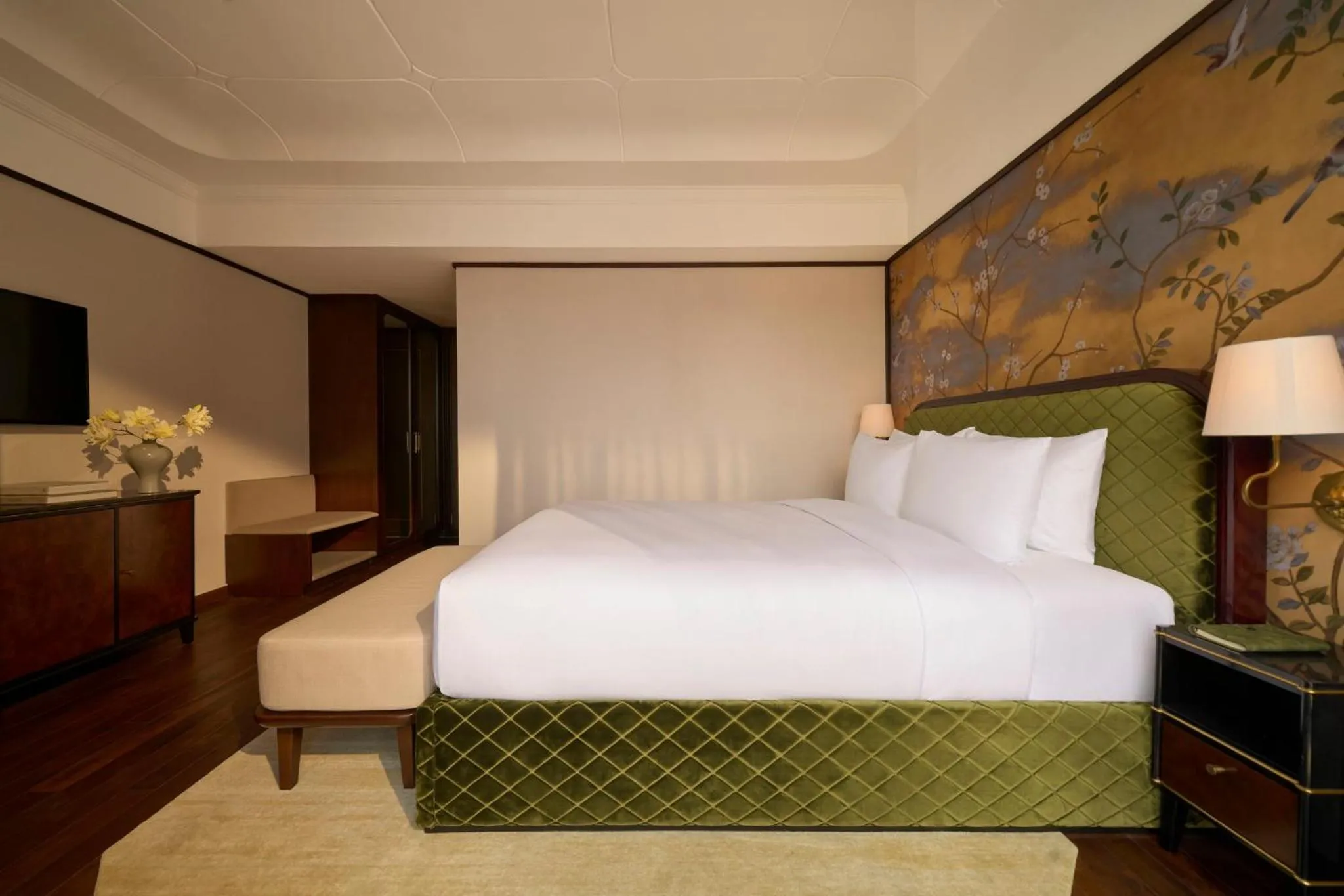 Photo of the whole room, Bed in Rêve Ho Chi Minh City, Vignette Collection by IHG