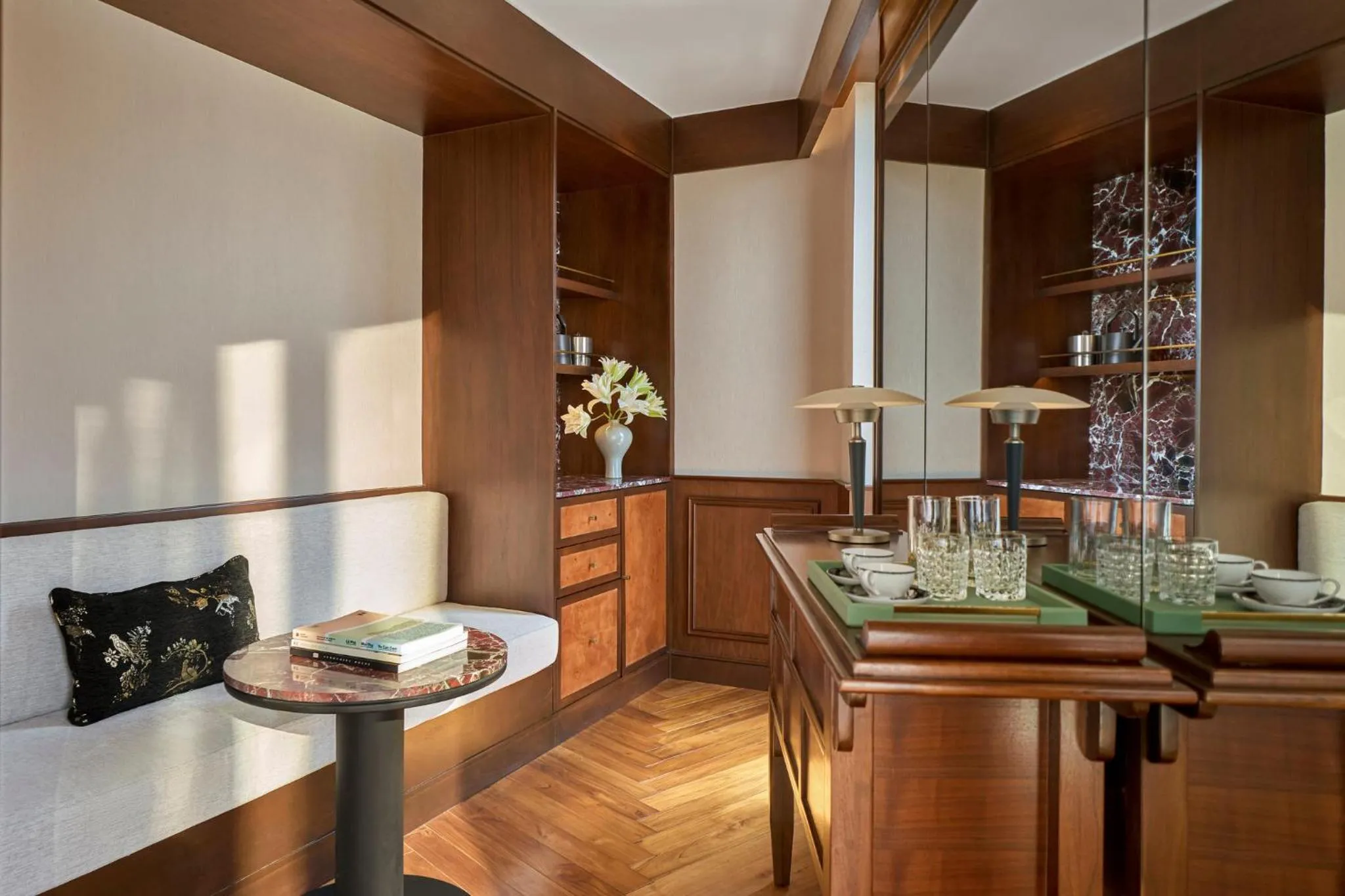 Photo of the whole room in Rêve Ho Chi Minh City, Vignette Collection by IHG