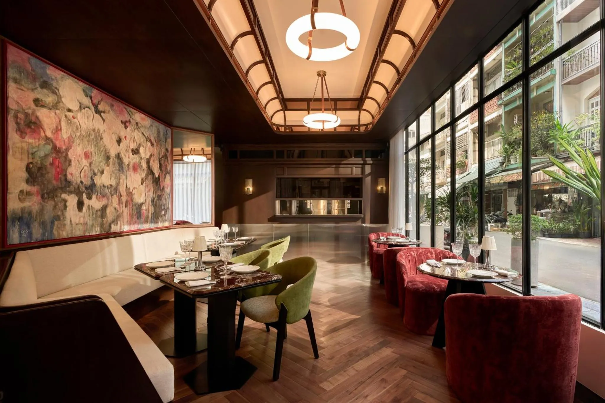 Breakfast in Rêve Ho Chi Minh City, Vignette Collection by IHG