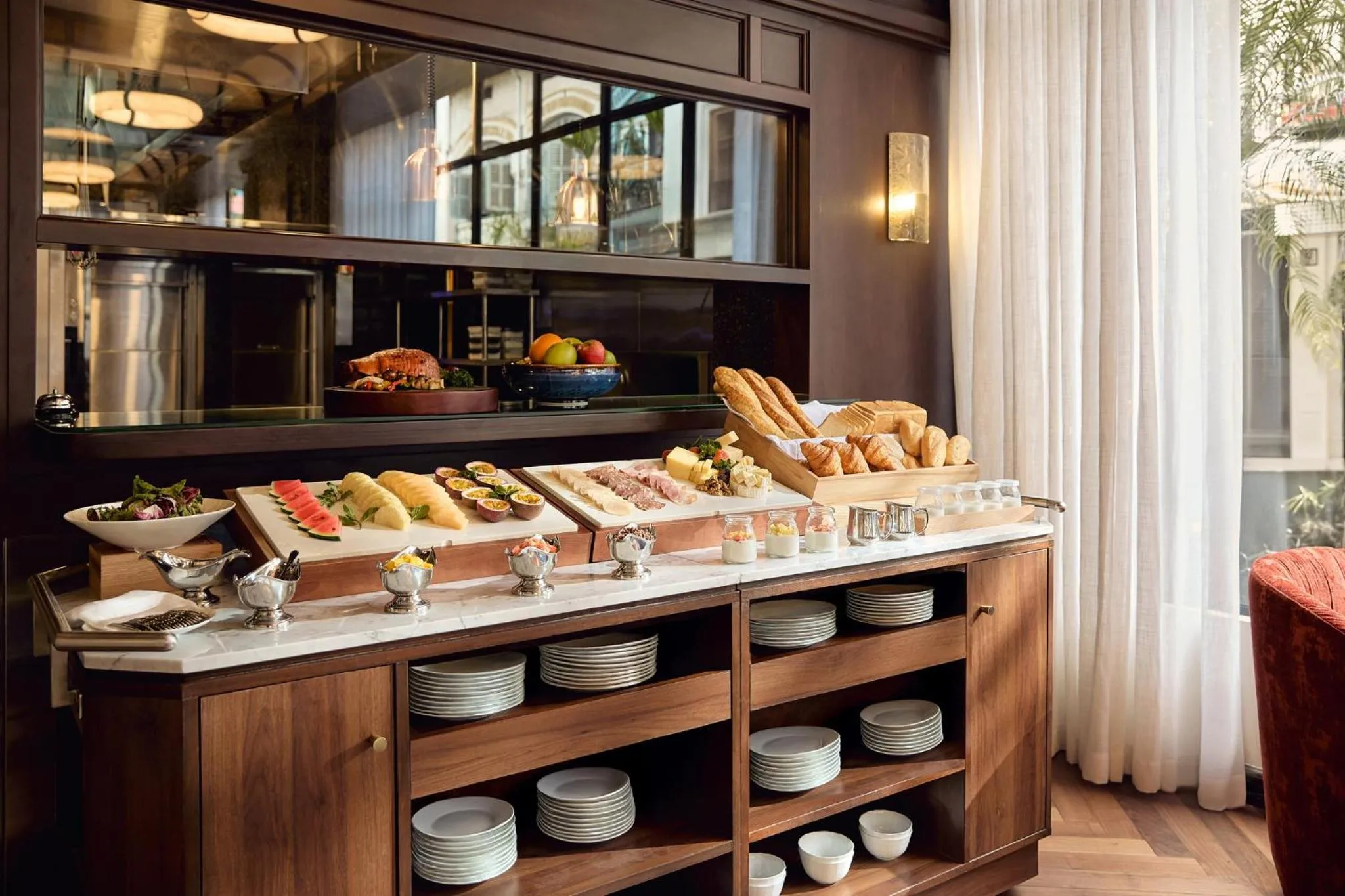 Breakfast in Rêve Ho Chi Minh City, Vignette Collection by IHG