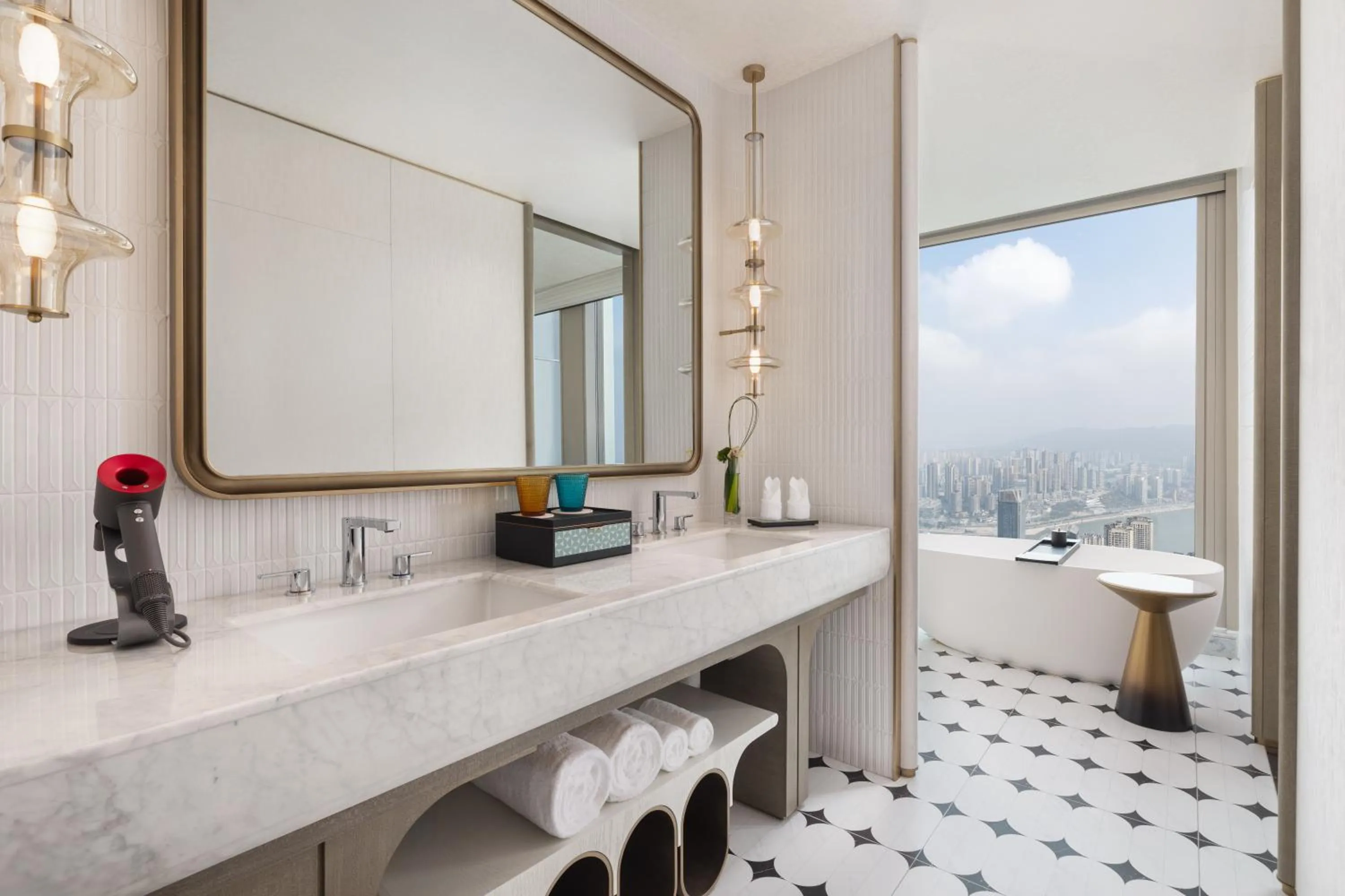 Vignette Collection TFT Chongqing by IHG