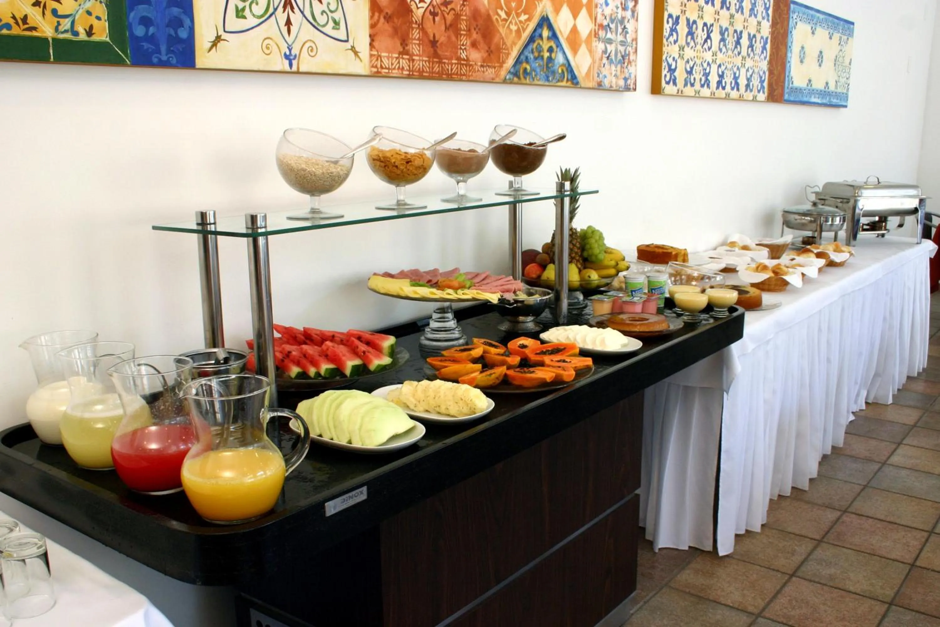 Restaurant/places to eat in Hotel Dom Henrique