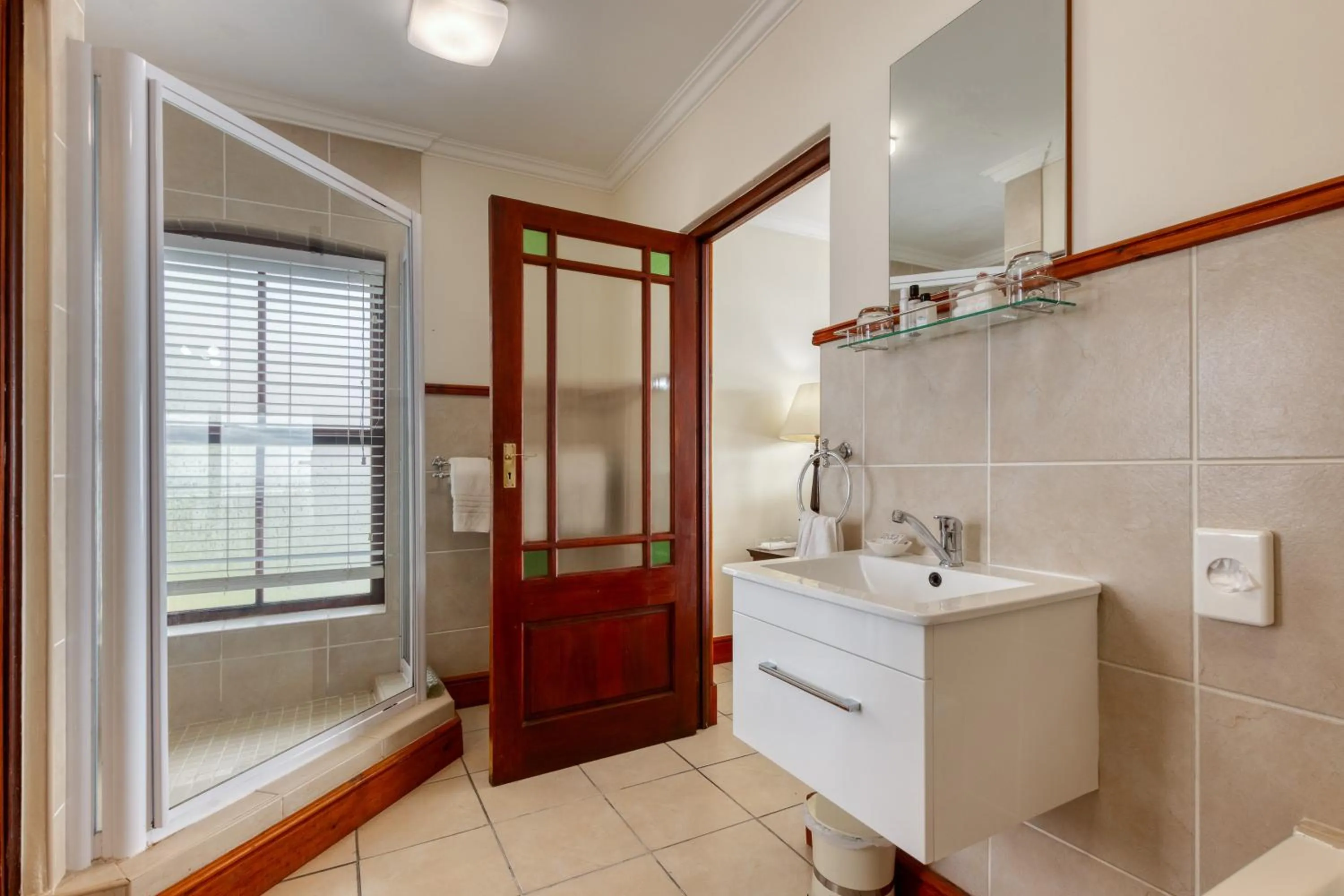 Bathroom in Berg en Zee Guesthouse