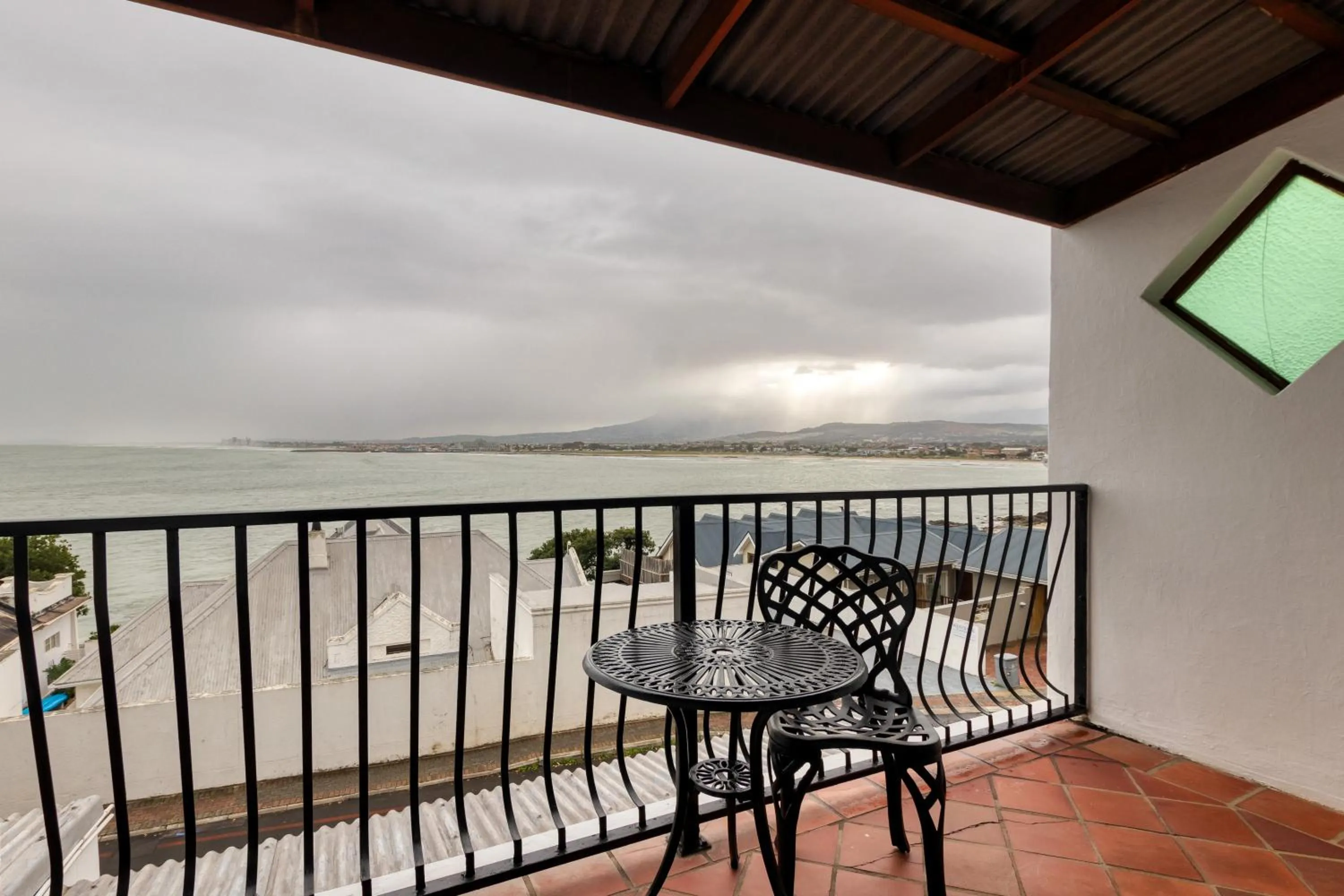 Balcony/Terrace in Berg en Zee Guesthouse
