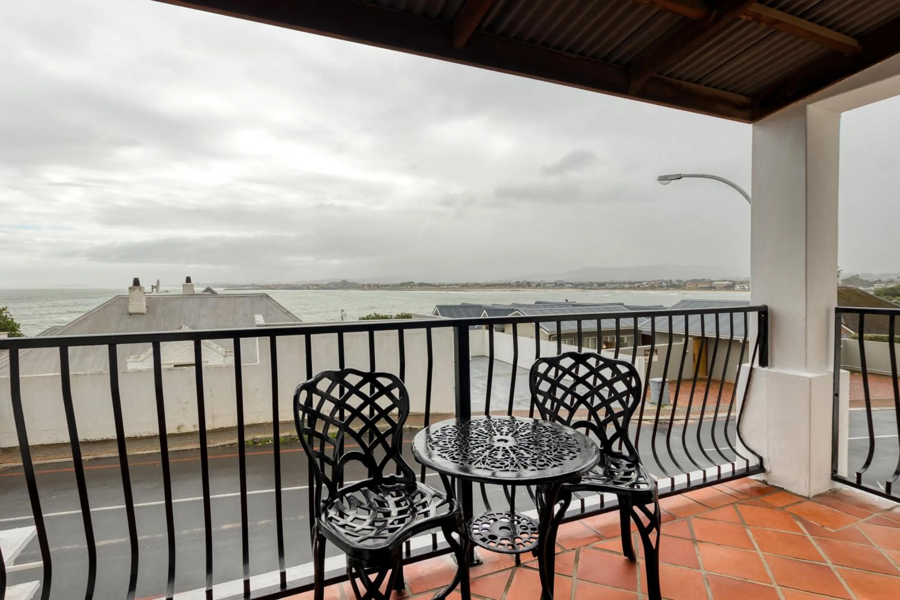 Balcony/Terrace in Berg en Zee Guesthouse