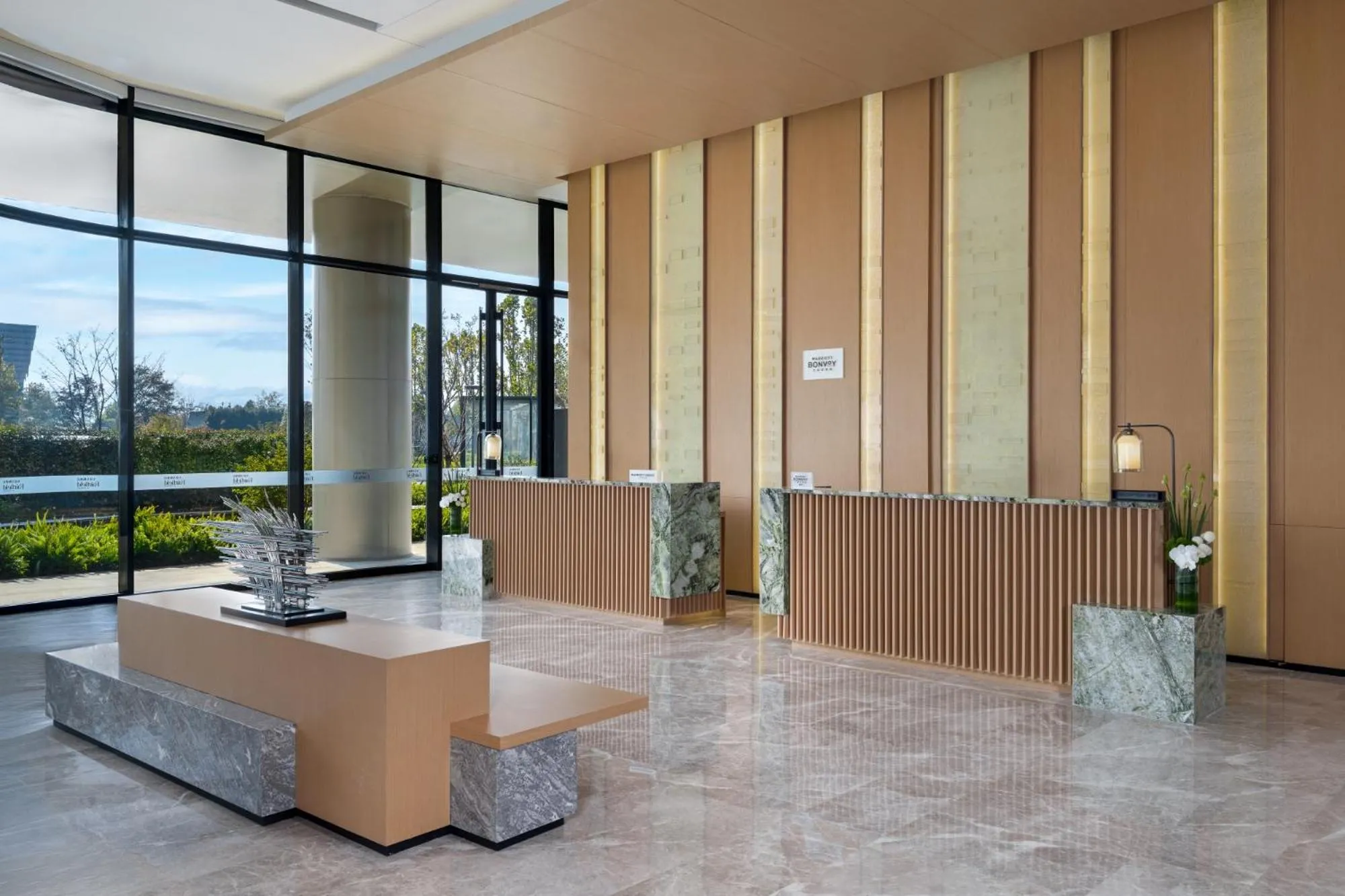 Lobby or reception in Fairfield by Marriott Deqing