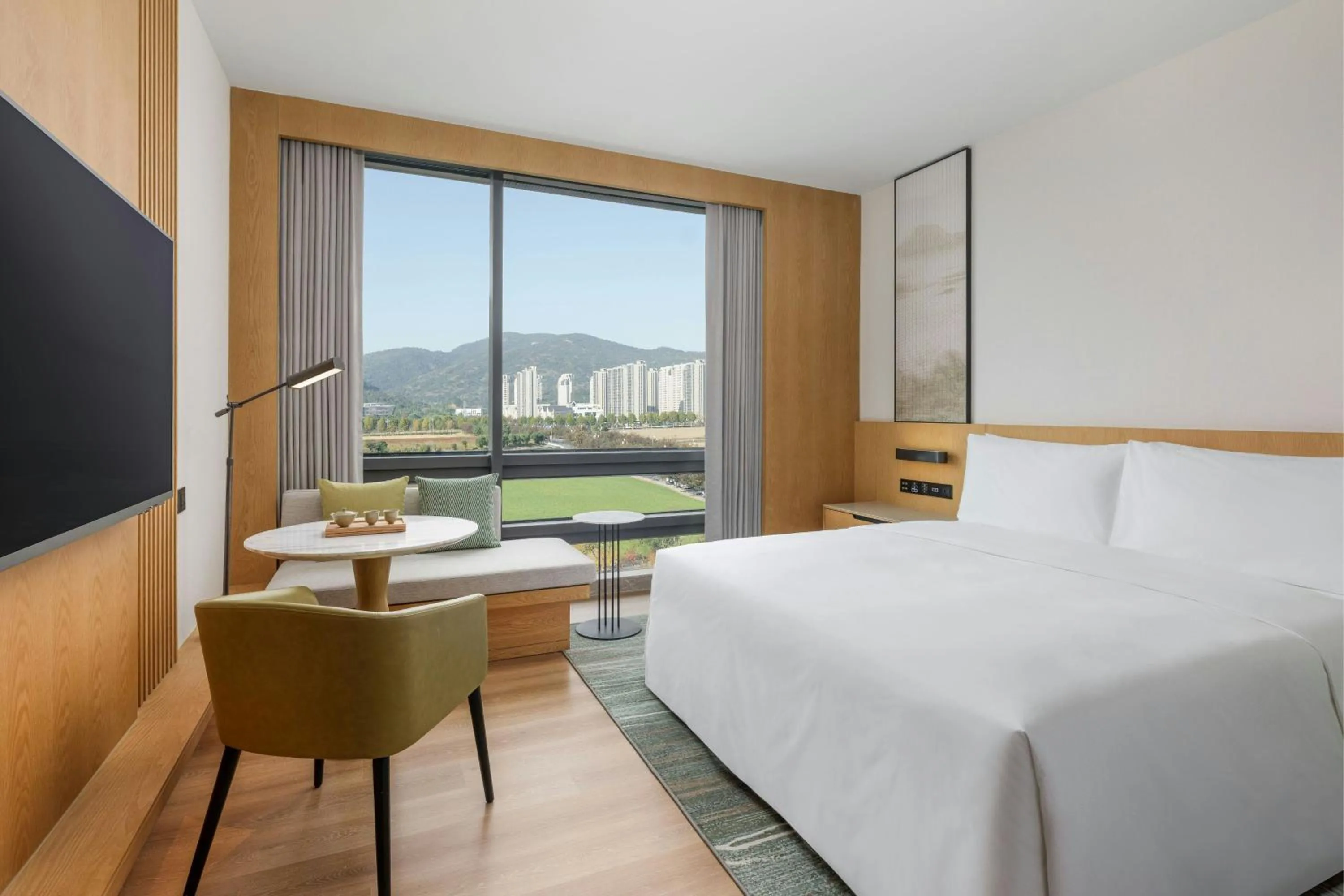 Photo of the whole room, Bed in Fairfield by Marriott Deqing