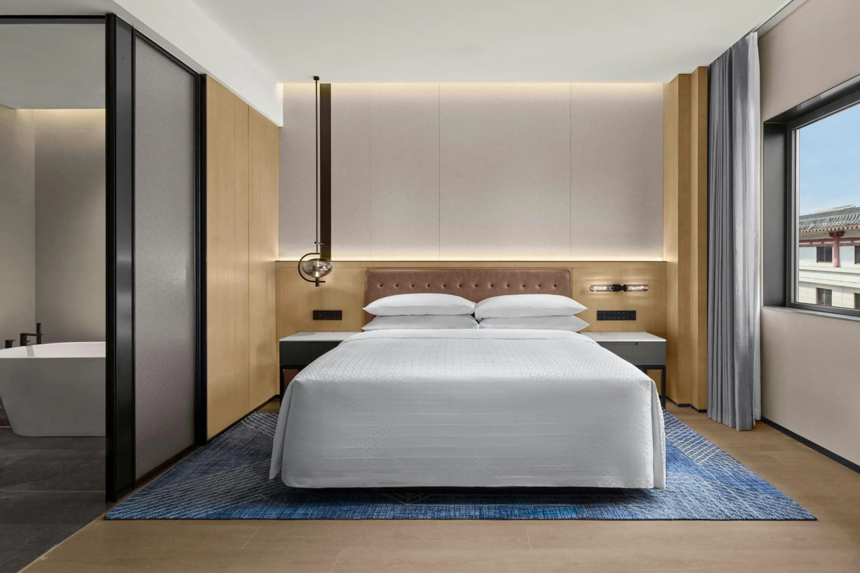 Premium View King Room in Four Points by Sheraton Xi'an Bell Tower